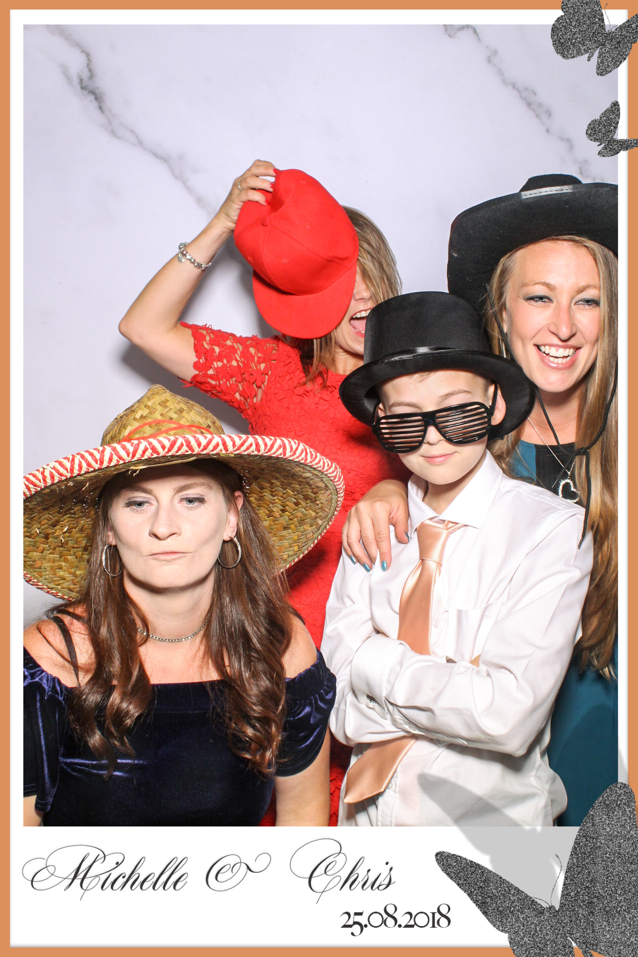 Chris & Michelle Wedding | View more photos from the event at gallery.freshbooths.com/u/FreshBooths/Chris-Michelle-Wedding