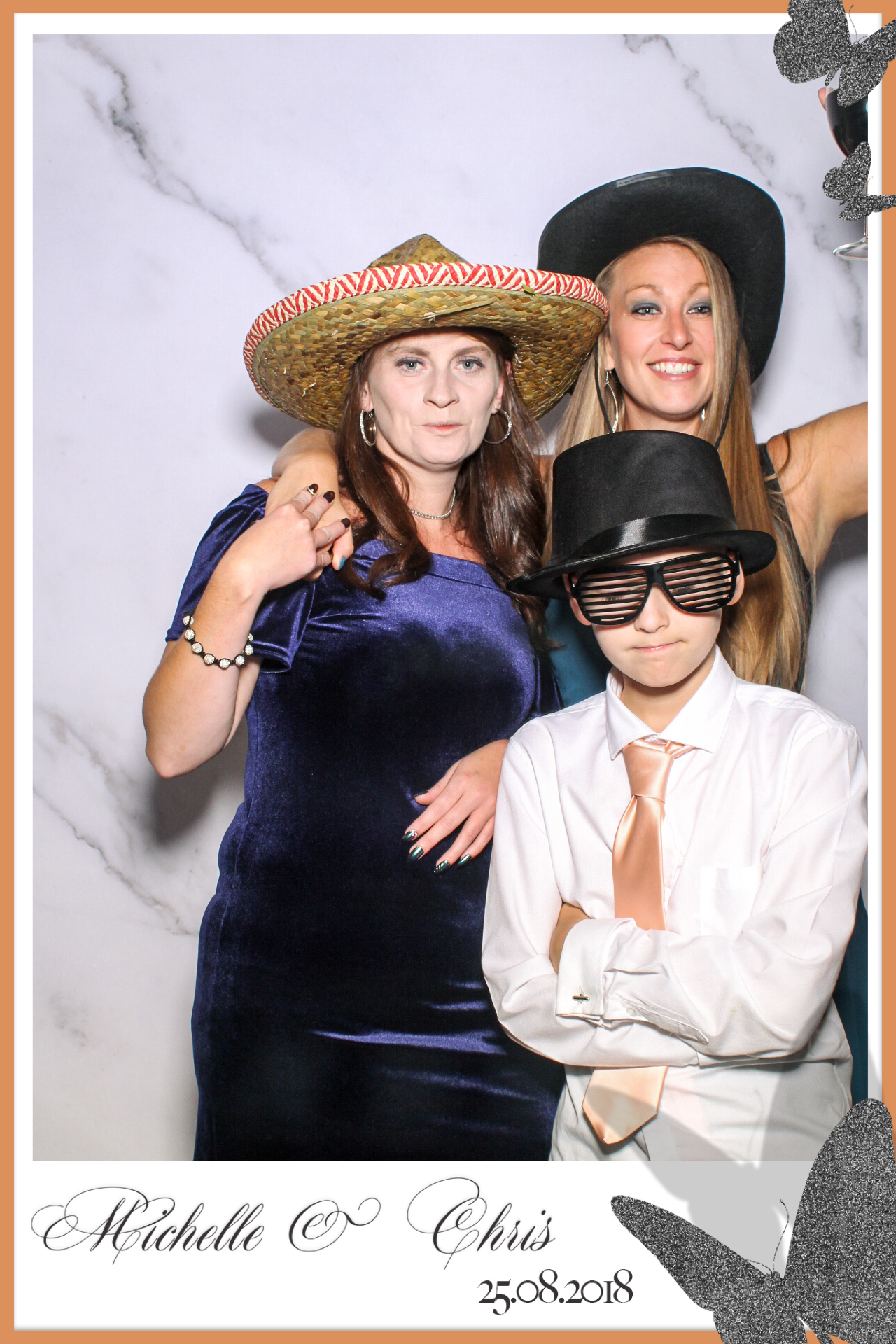 Chris & Michelle Wedding | View more photos from the event at gallery.freshbooths.com/u/FreshBooths/Chris-Michelle-Wedding