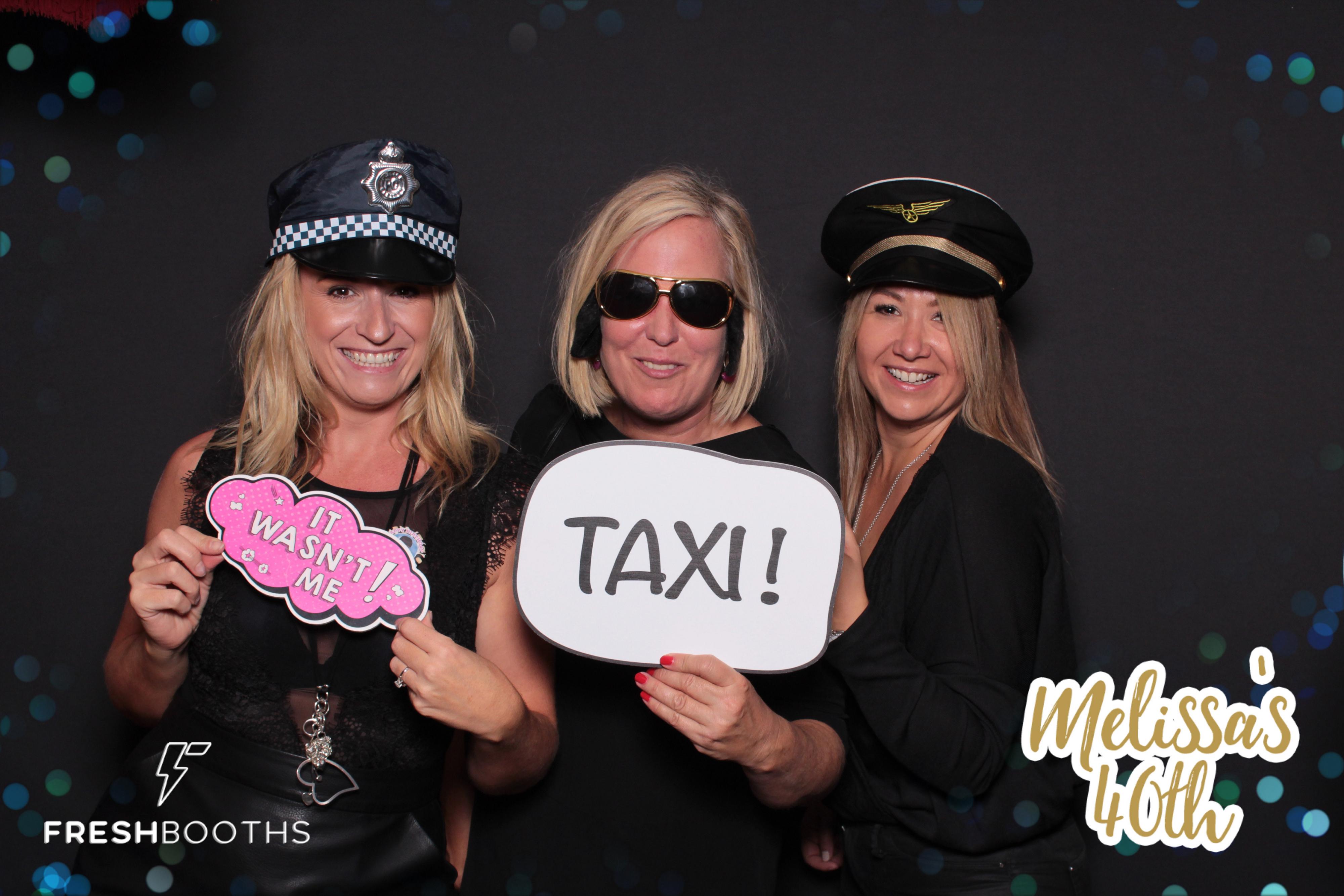 Melissa's 40th Birthday Bash | View more photos from the event at gallery.freshbooths.com/u/FreshBooths/Melissas-40th-Birthday-Bash