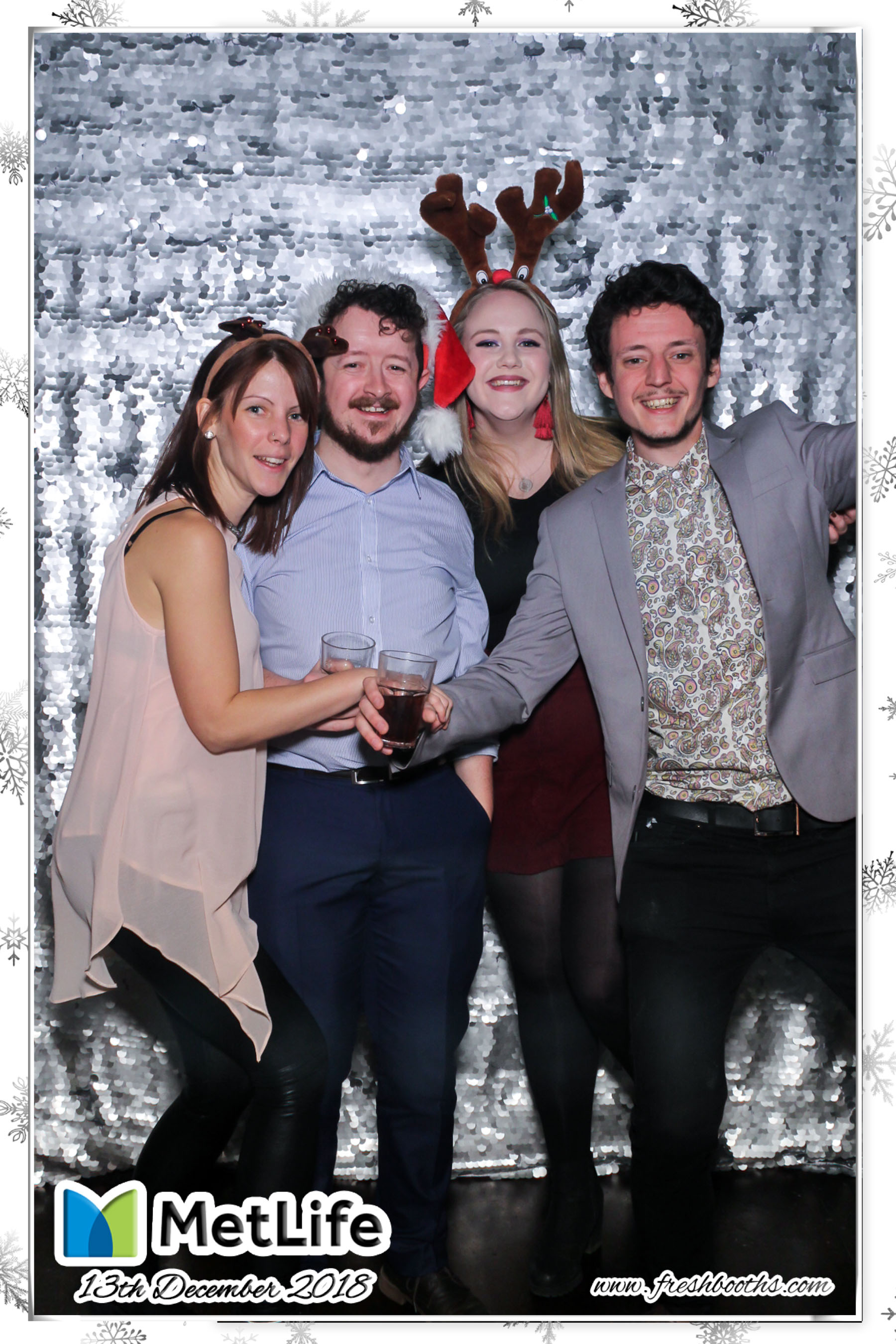 MetLife Christmas Party | View more photos from the event at gallery.freshbooths.com/u/FreshBooths/MetLife-Christmas-Party