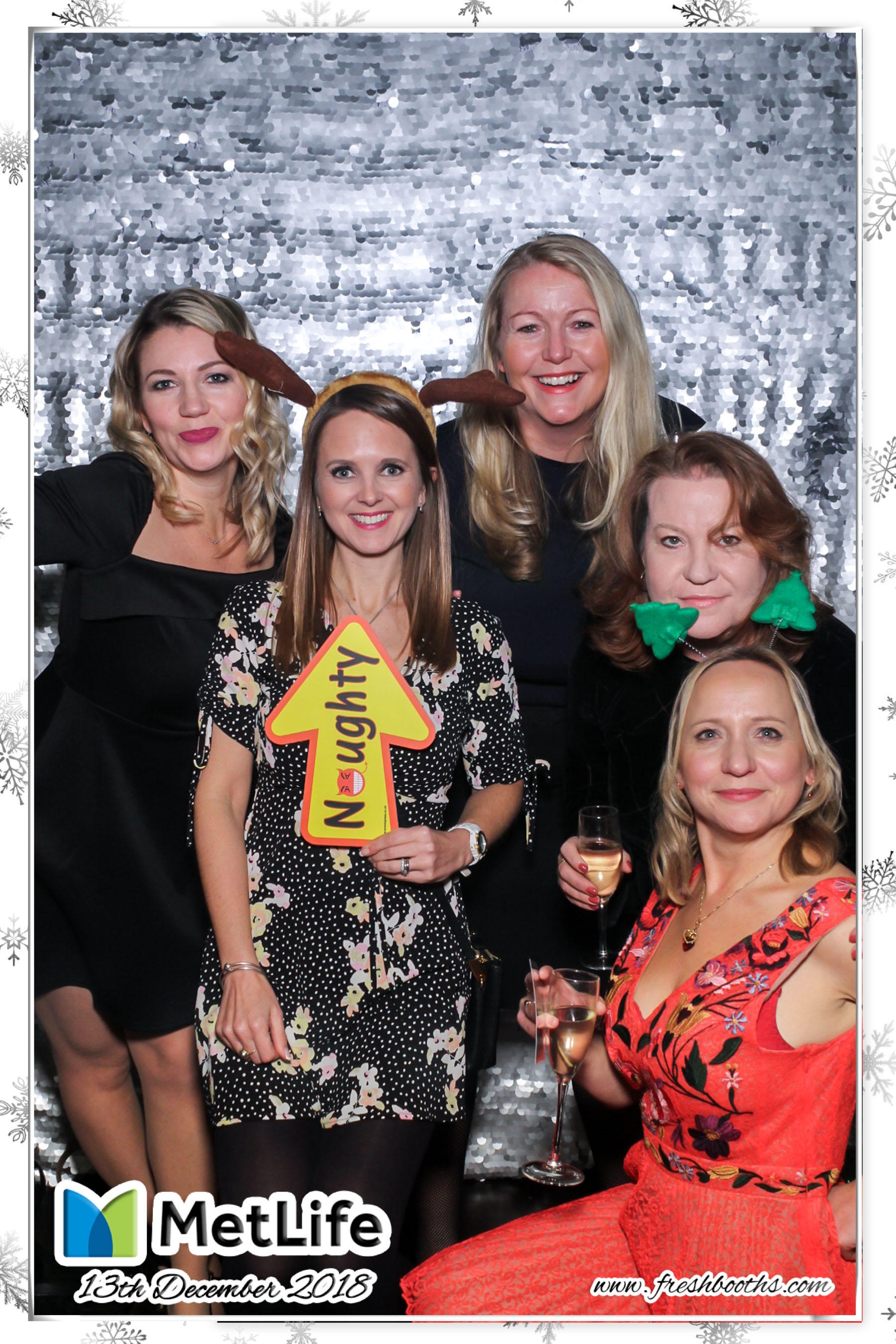 MetLife Christmas Party | View more photos from the event at gallery.freshbooths.com/u/FreshBooths/MetLife-Christmas-Party