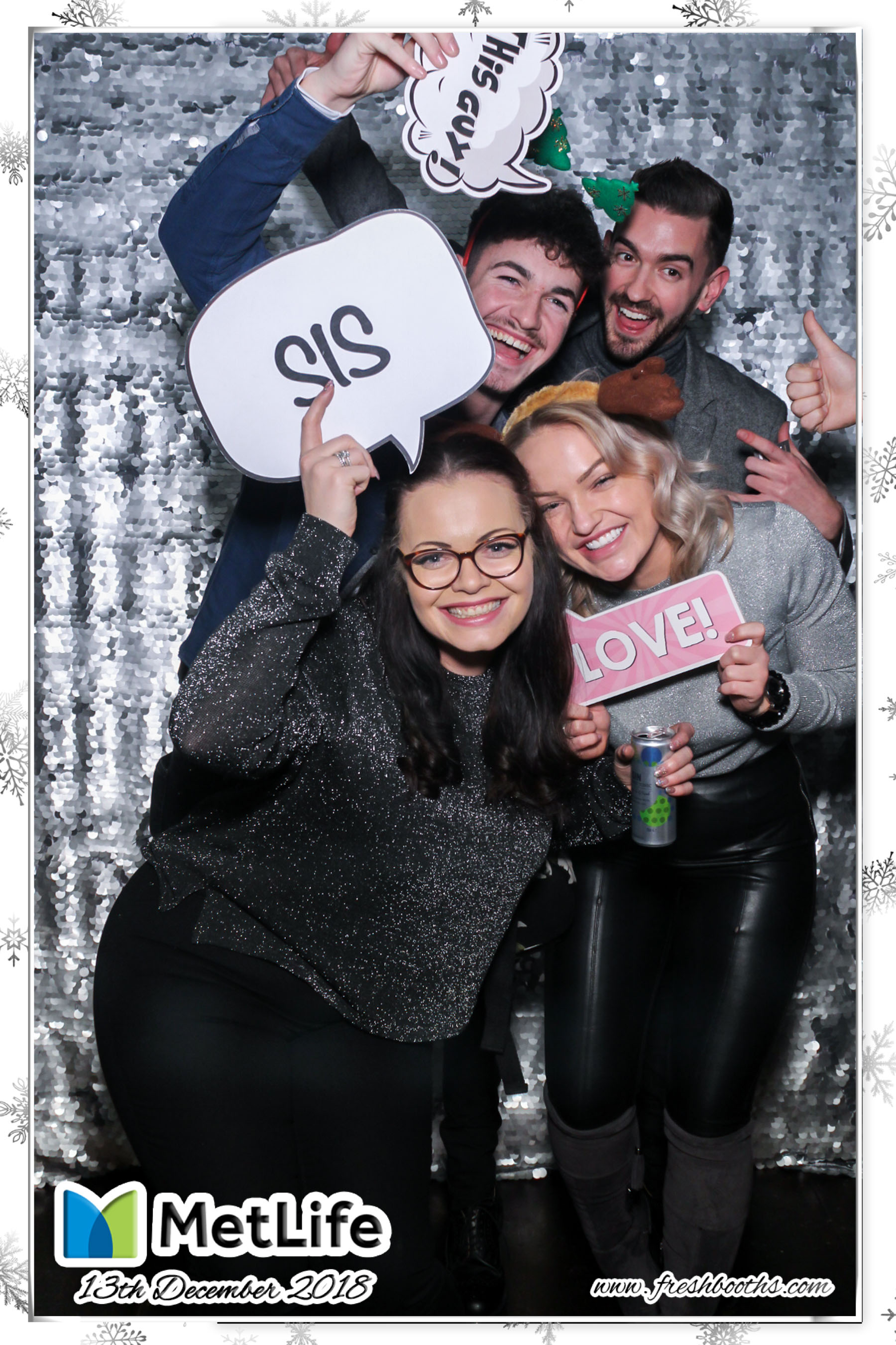 MetLife Christmas Party | View more photos from the event at gallery.freshbooths.com/u/FreshBooths/MetLife-Christmas-Party