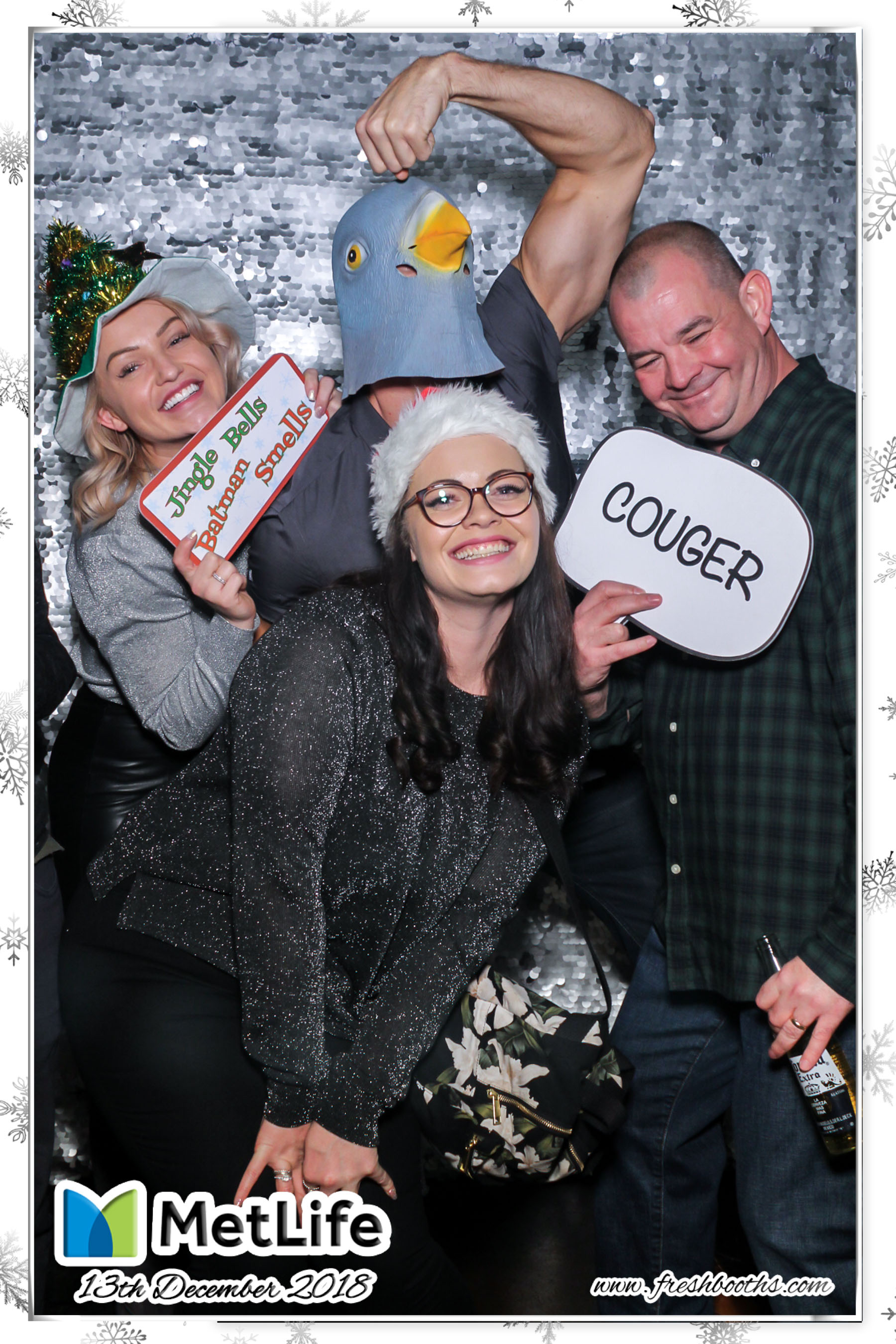 MetLife Christmas Party | View more photos from the event at gallery.freshbooths.com/u/FreshBooths/MetLife-Christmas-Party