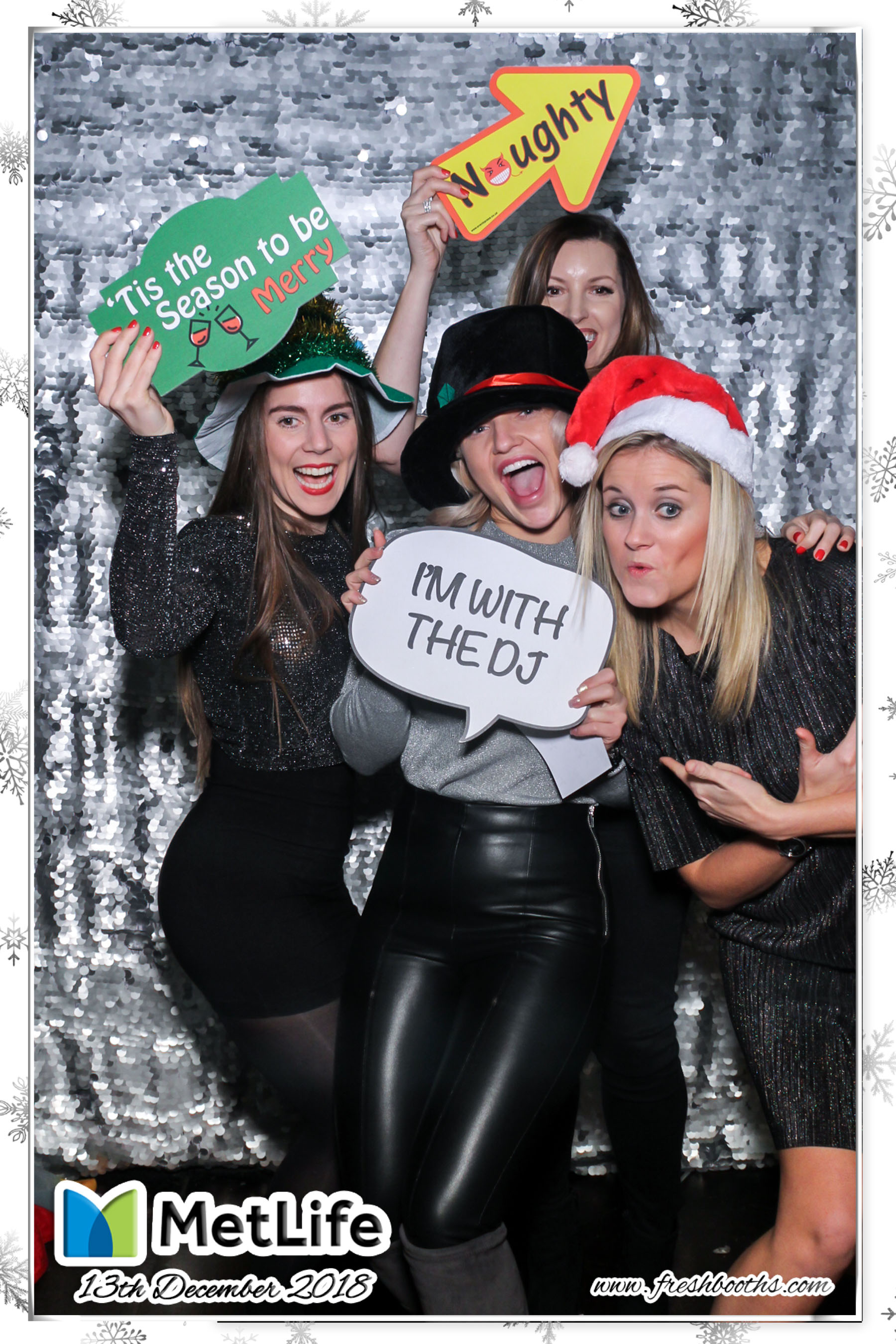 MetLife Christmas Party | View more photos from the event at gallery.freshbooths.com/u/FreshBooths/MetLife-Christmas-Party