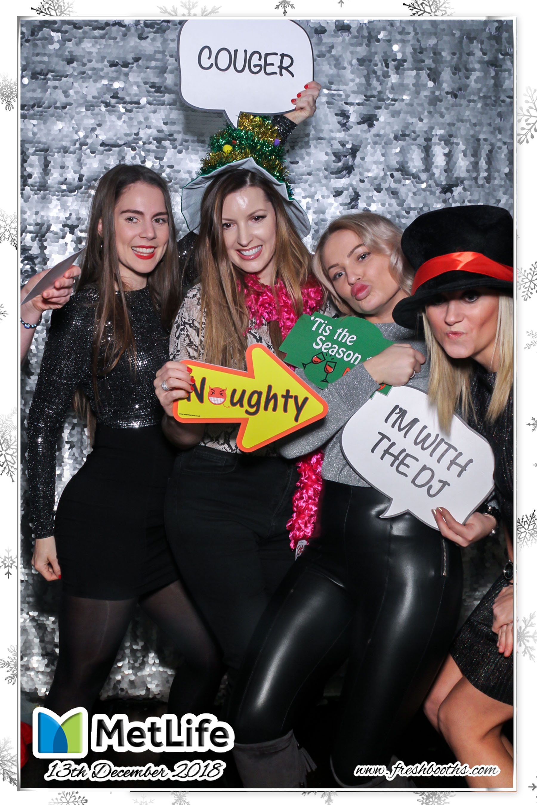 MetLife Christmas Party | View more photos from the event at gallery.freshbooths.com/u/FreshBooths/MetLife-Christmas-Party