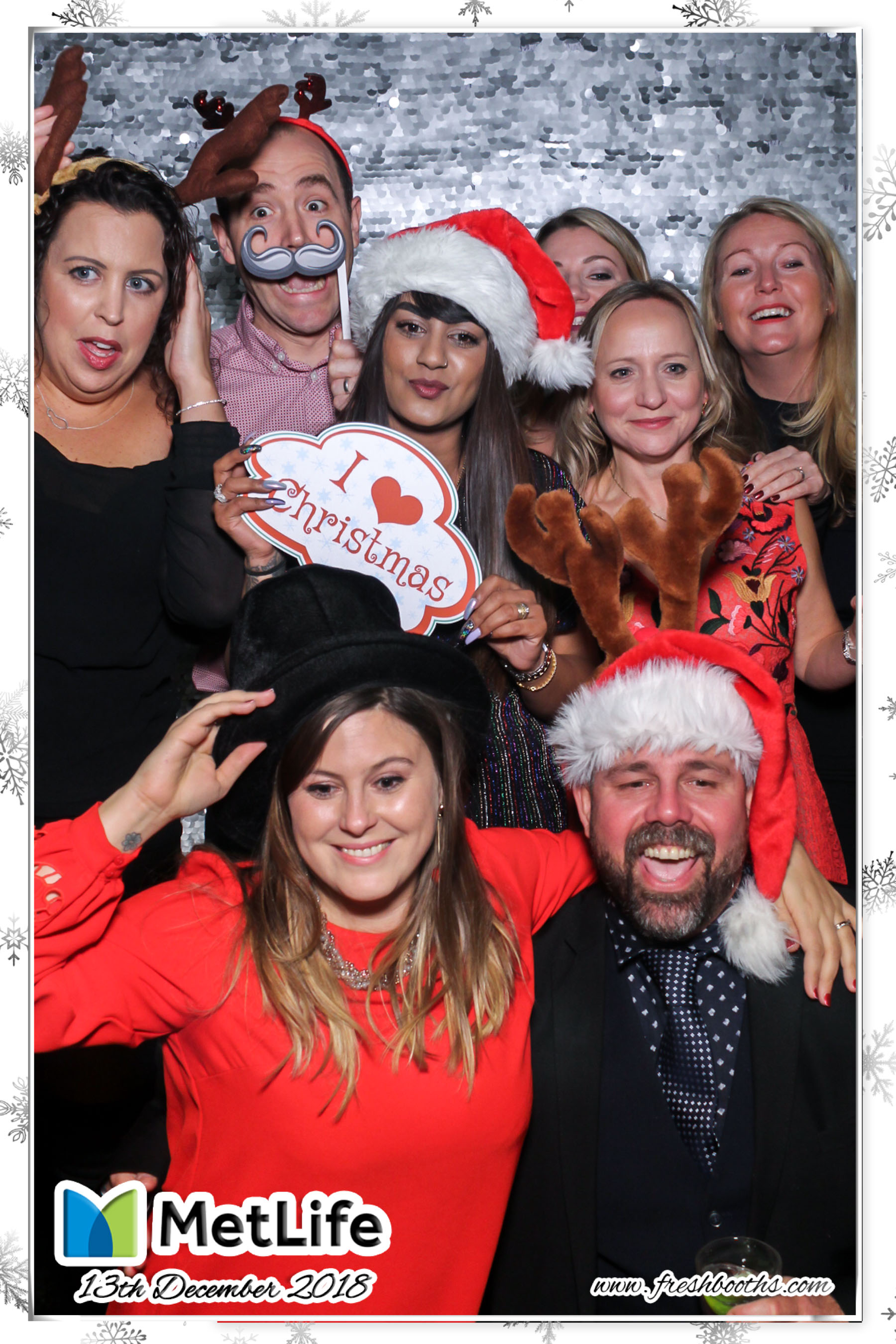 MetLife Christmas Party | View more photos from the event at gallery.freshbooths.com/u/FreshBooths/MetLife-Christmas-Party