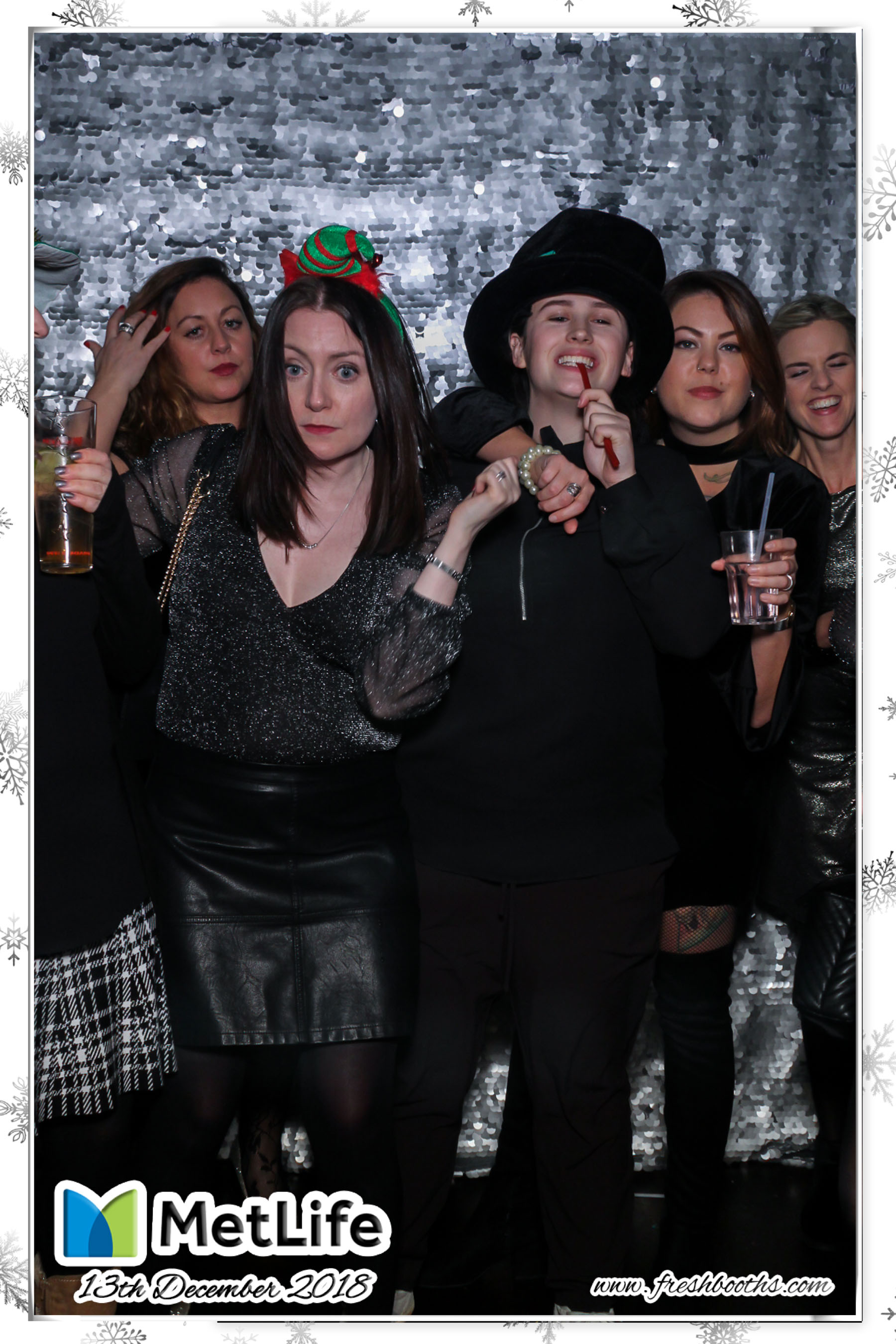 MetLife Christmas Party | View more photos from the event at gallery.freshbooths.com/u/FreshBooths/MetLife-Christmas-Party