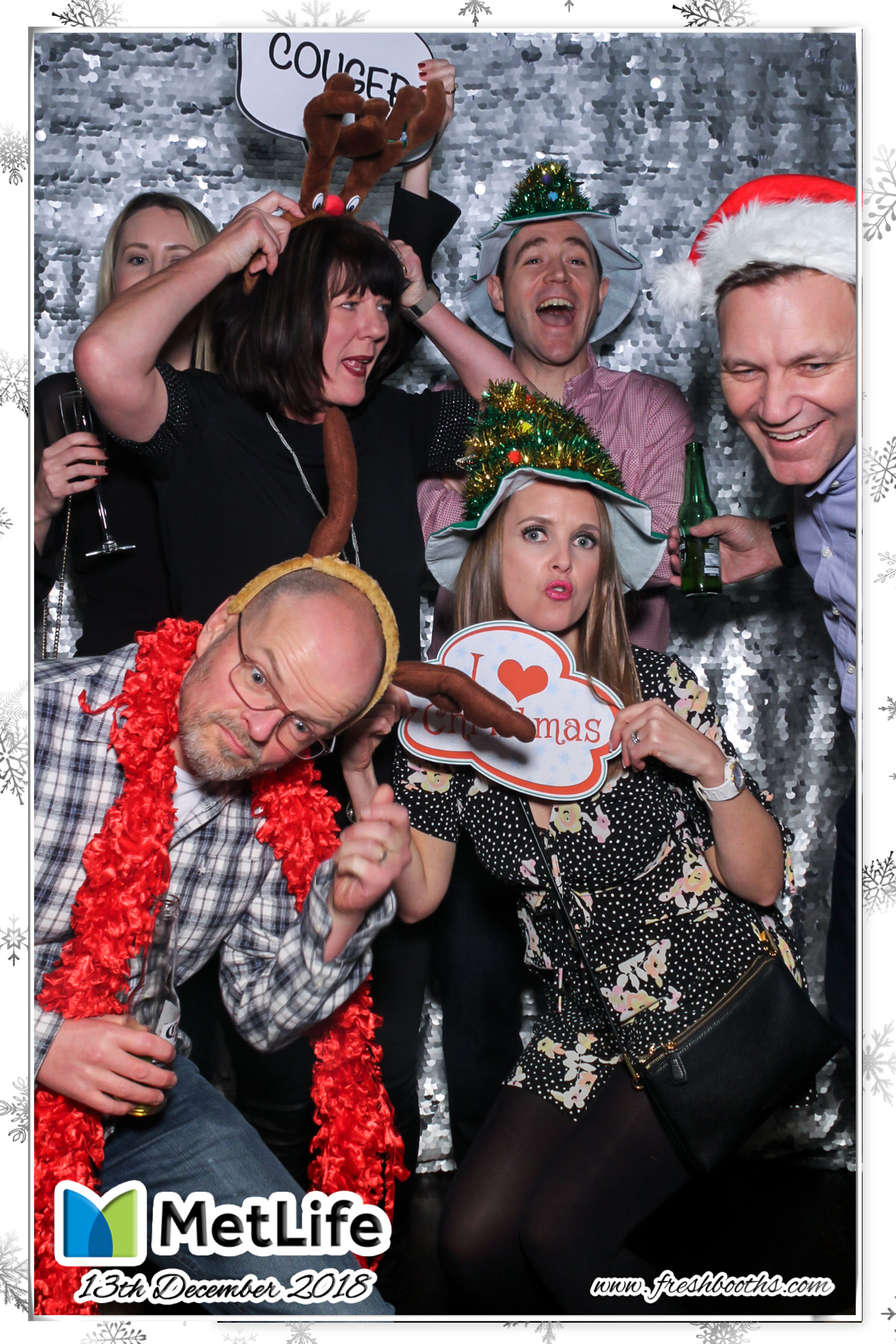 MetLife Christmas Party | View more photos from the event at gallery.freshbooths.com/u/FreshBooths/MetLife-Christmas-Party