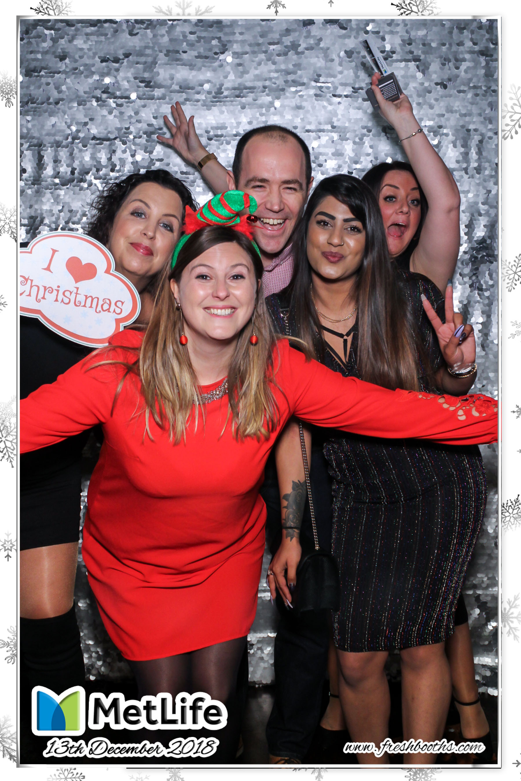 MetLife Christmas Party | View more photos from the event at gallery.freshbooths.com/u/FreshBooths/MetLife-Christmas-Party