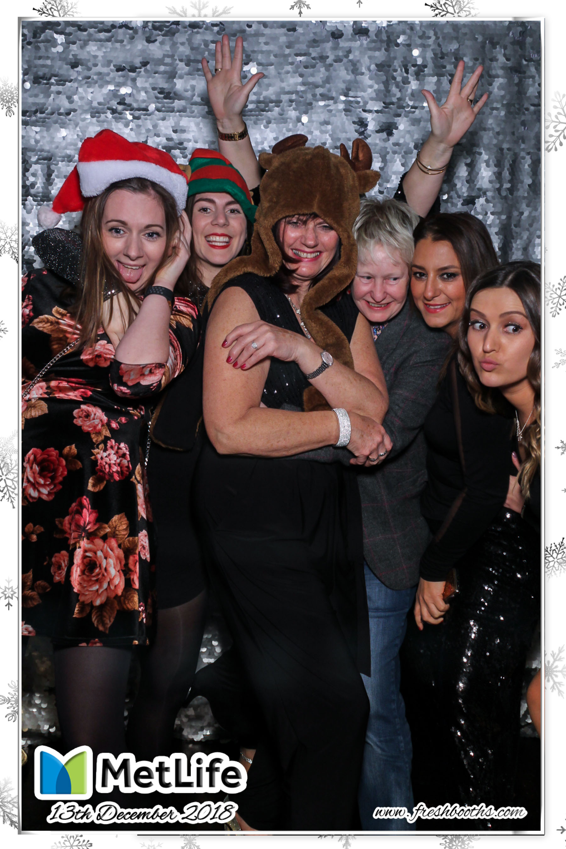 MetLife Christmas Party | View more photos from the event at gallery.freshbooths.com/u/FreshBooths/MetLife-Christmas-Party