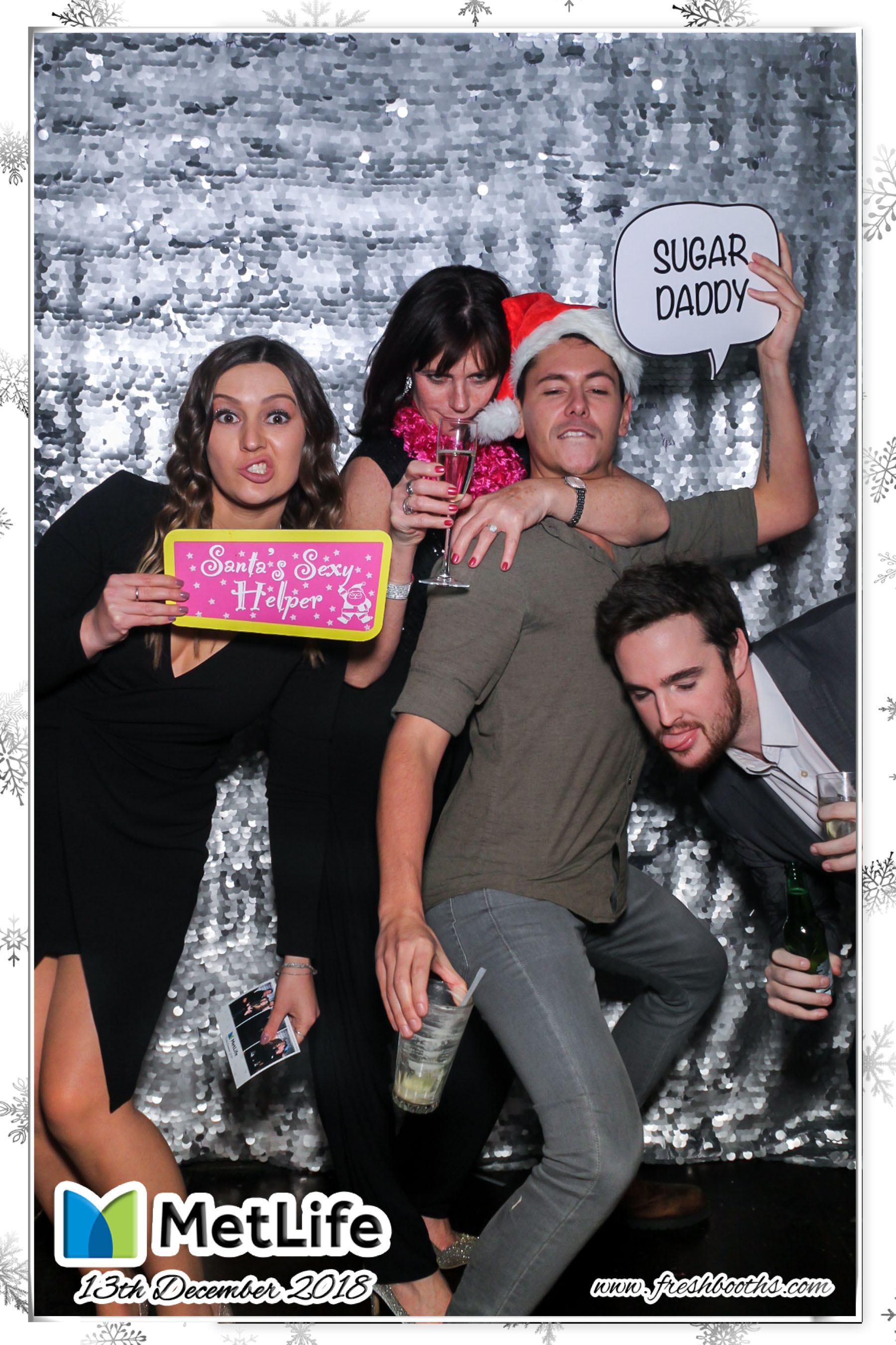 MetLife Christmas Party | View more photos from the event at gallery.freshbooths.com/u/FreshBooths/MetLife-Christmas-Party