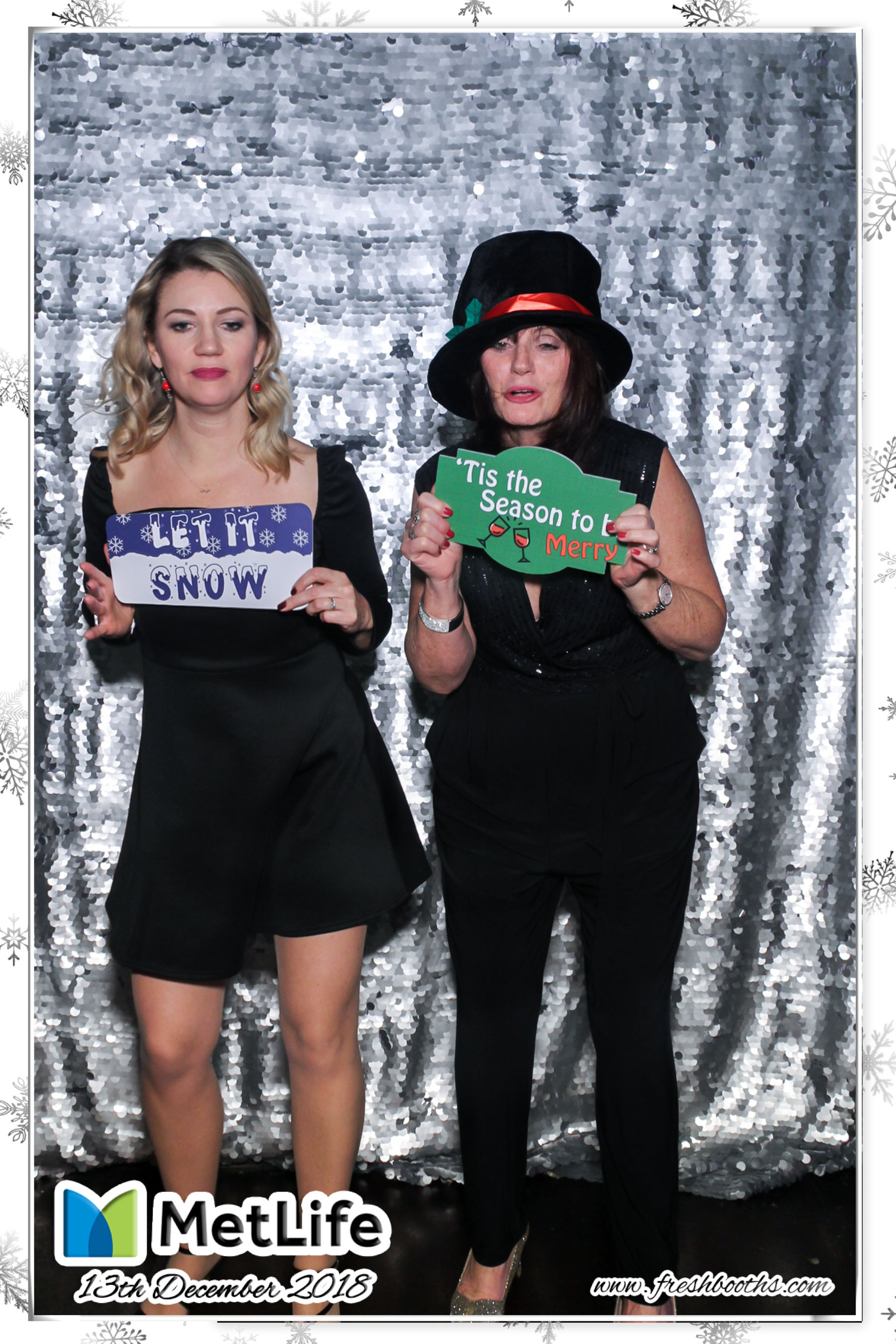 MetLife Christmas Party | View more photos from the event at gallery.freshbooths.com/u/FreshBooths/MetLife-Christmas-Party