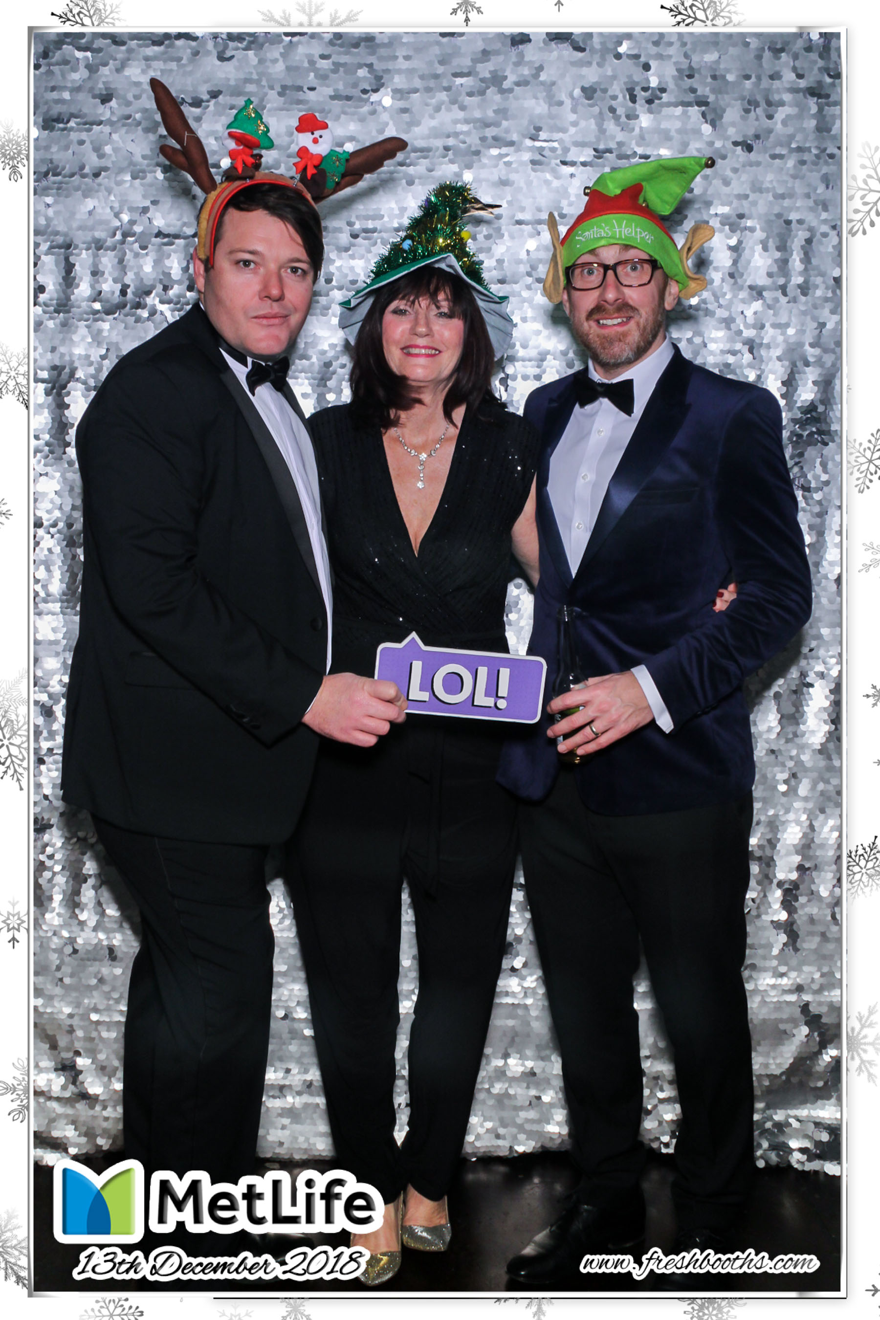 MetLife Christmas Party | View more photos from the event at gallery.freshbooths.com/u/FreshBooths/MetLife-Christmas-Party