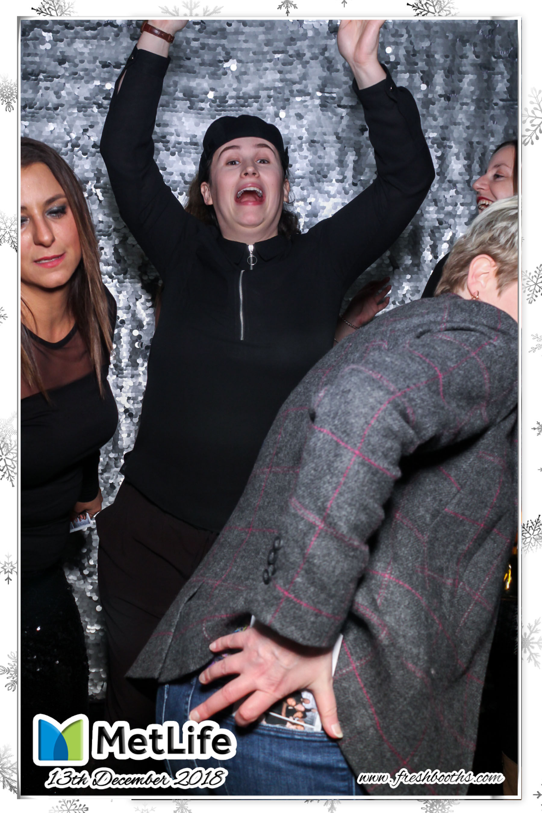 MetLife Christmas Party | View more photos from the event at gallery.freshbooths.com/u/FreshBooths/MetLife-Christmas-Party