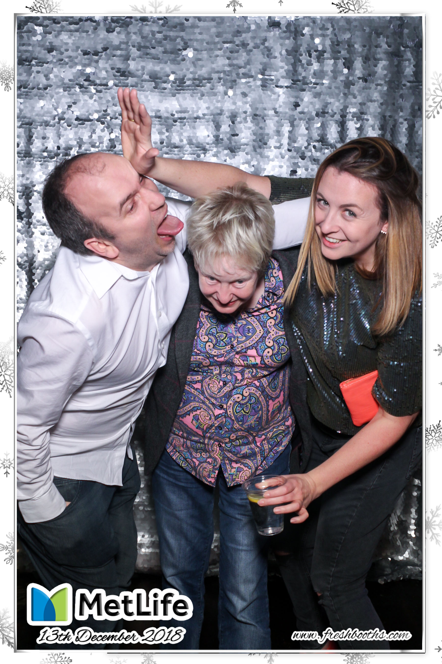 MetLife Christmas Party | View more photos from the event at gallery.freshbooths.com/u/FreshBooths/MetLife-Christmas-Party