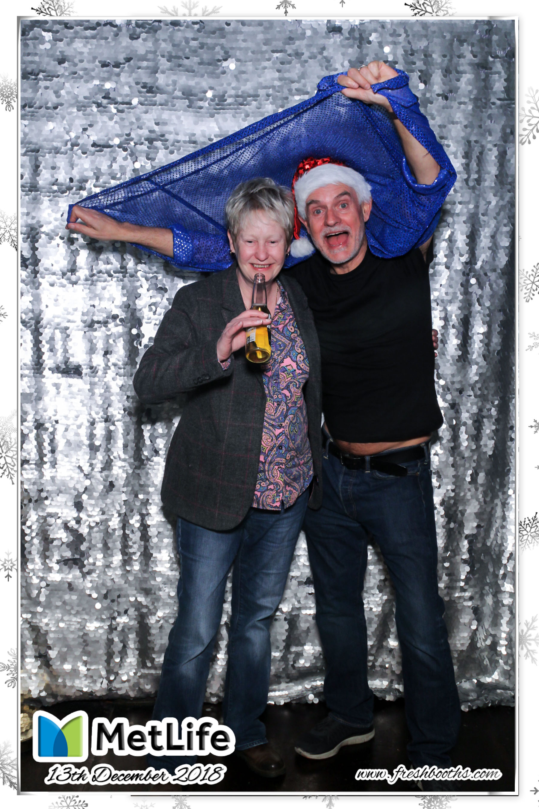 MetLife Christmas Party | View more photos from the event at gallery.freshbooths.com/u/FreshBooths/MetLife-Christmas-Party