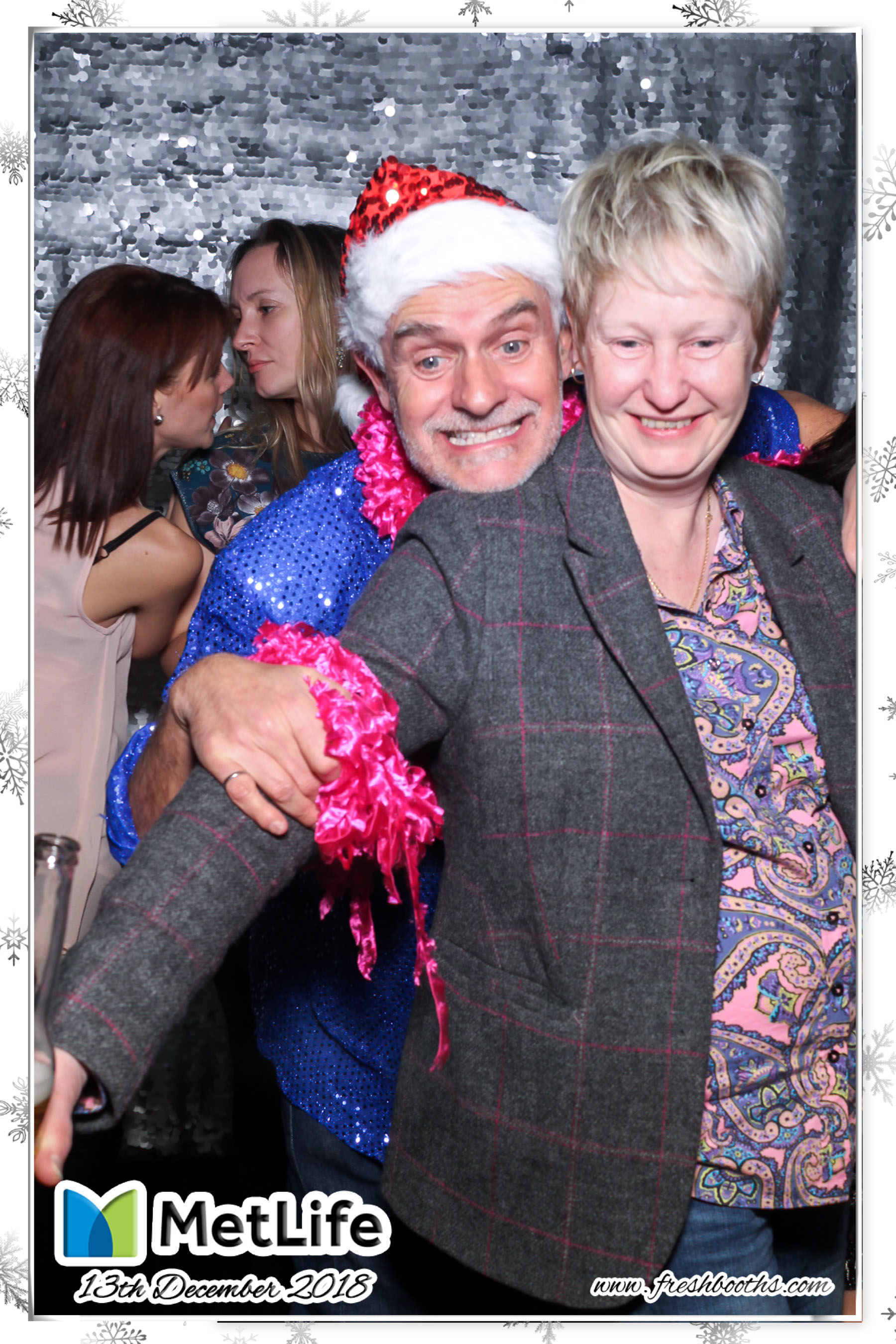 MetLife Christmas Party | View more photos from the event at gallery.freshbooths.com/u/FreshBooths/MetLife-Christmas-Party
