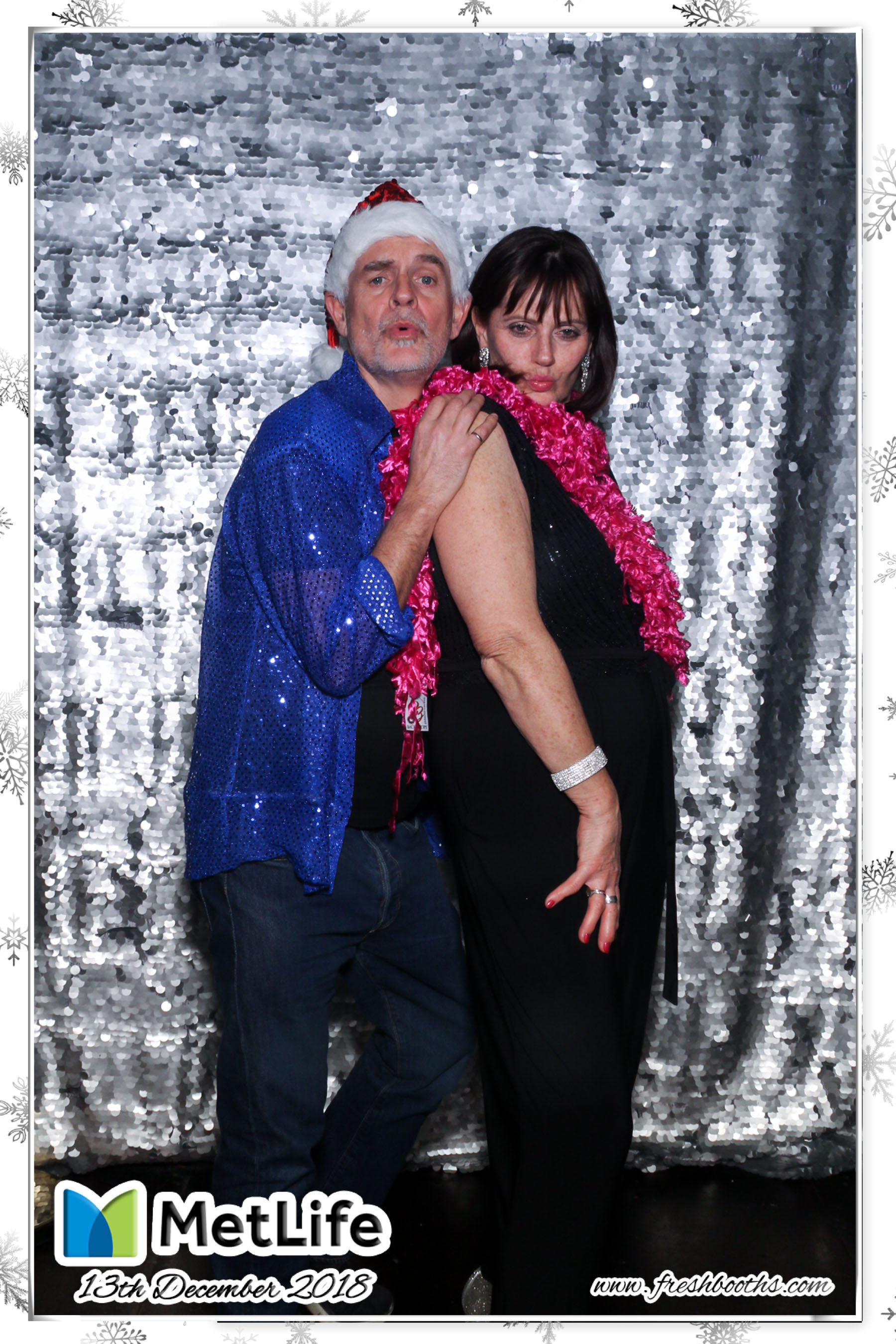 MetLife Christmas Party | View more photos from the event at gallery.freshbooths.com/u/FreshBooths/MetLife-Christmas-Party