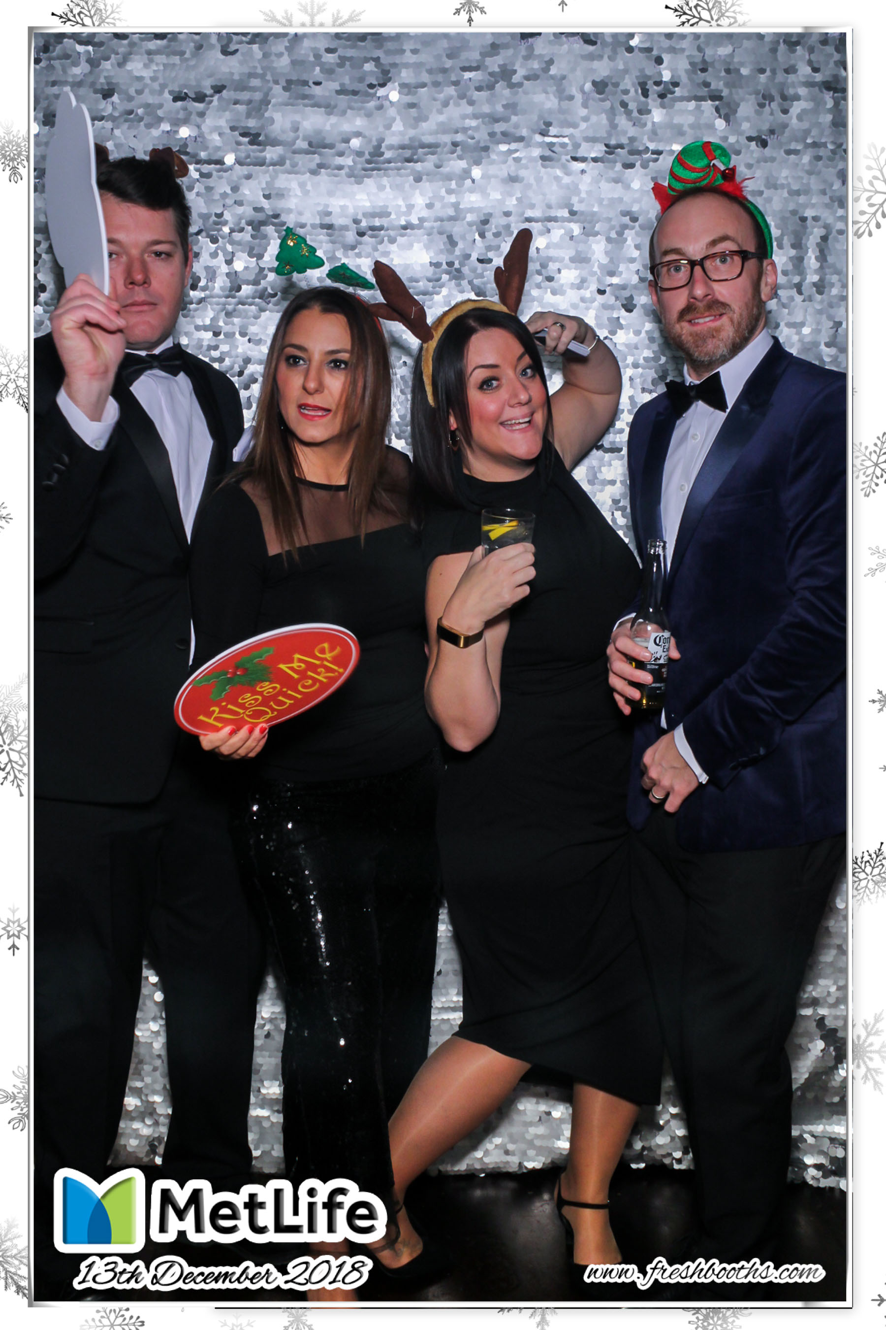 MetLife Christmas Party | View more photos from the event at gallery.freshbooths.com/u/FreshBooths/MetLife-Christmas-Party