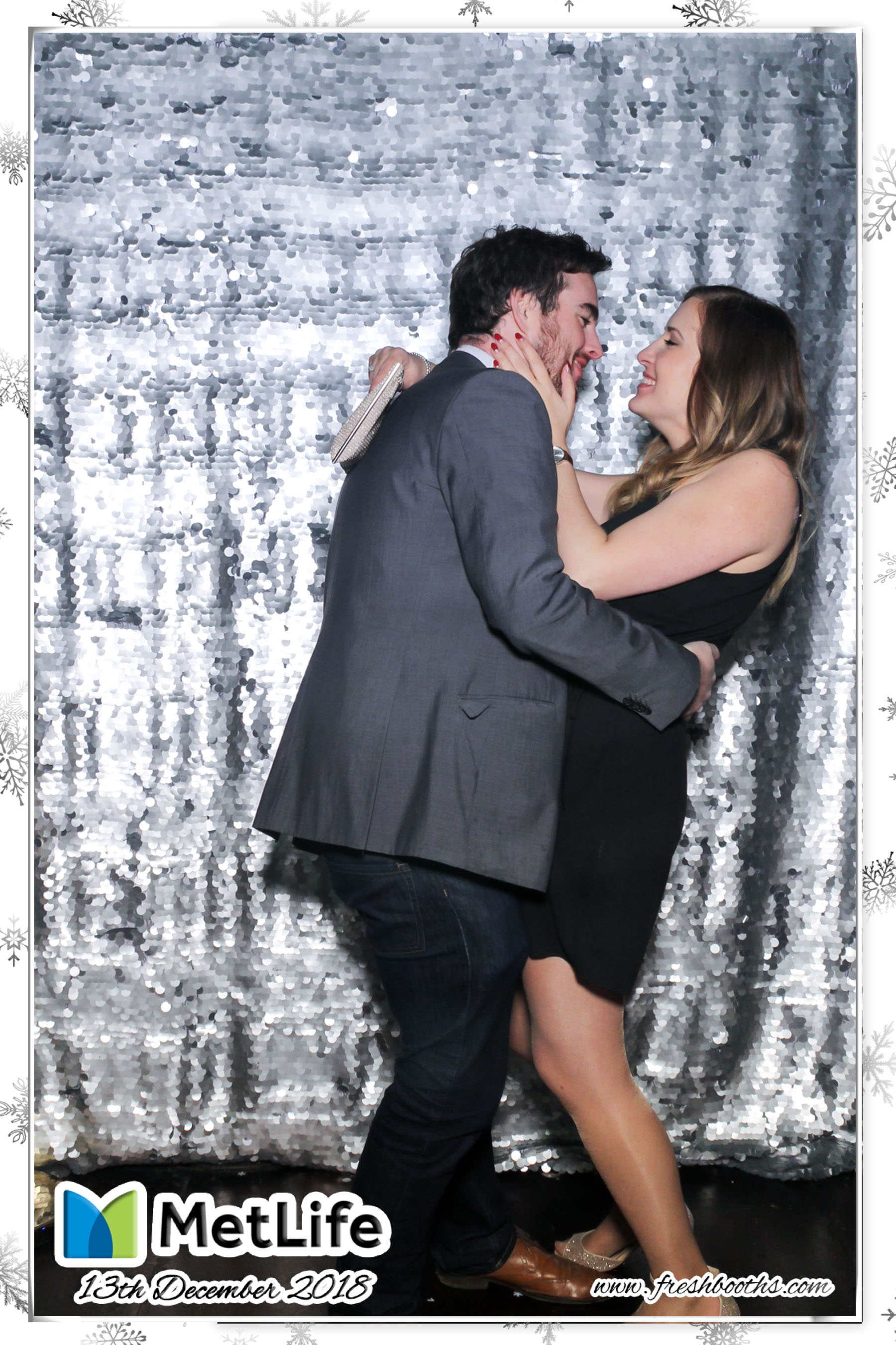 MetLife Christmas Party | View more photos from the event at gallery.freshbooths.com/u/FreshBooths/MetLife-Christmas-Party