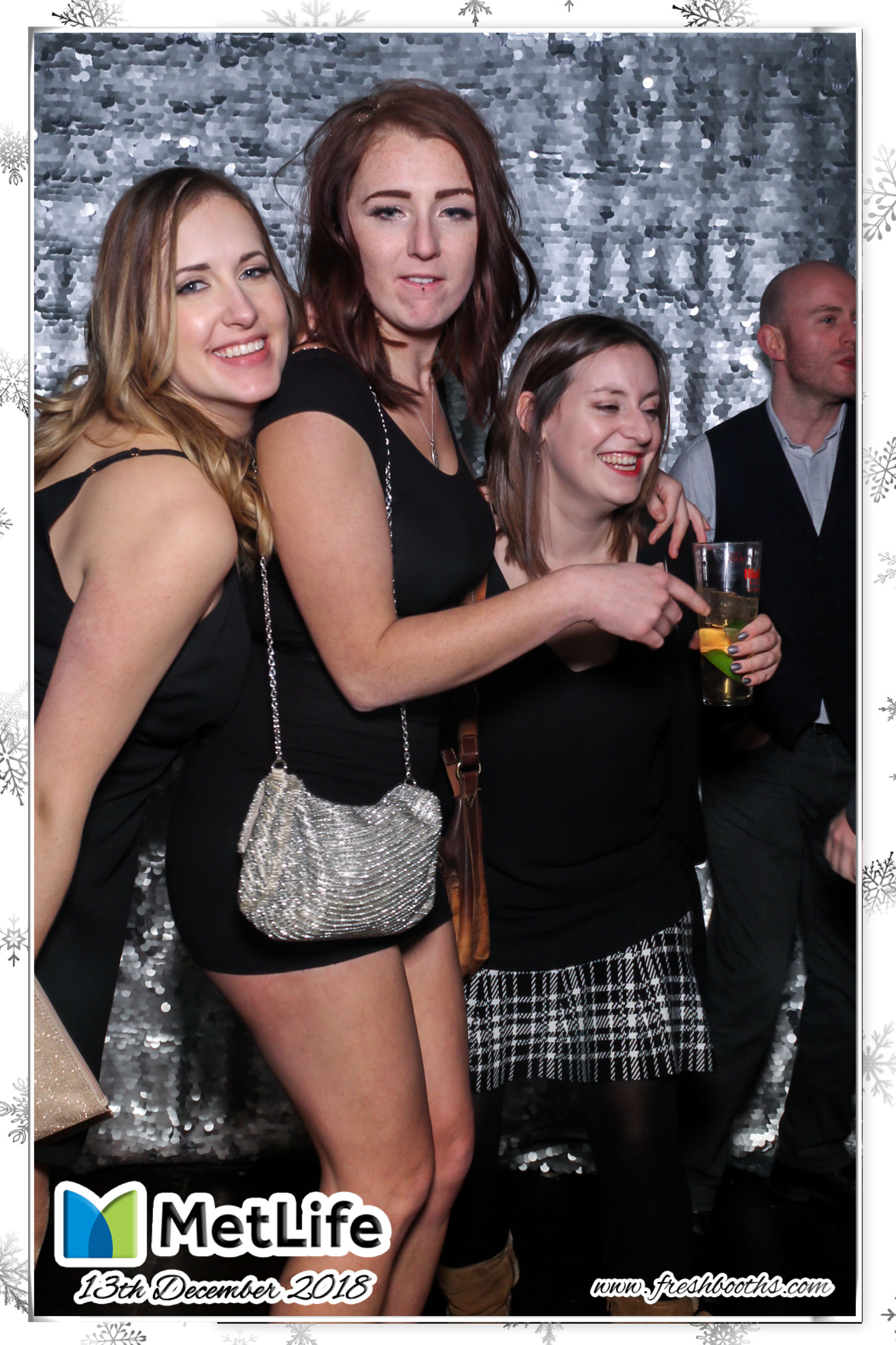 MetLife Christmas Party | View more photos from the event at gallery.freshbooths.com/u/FreshBooths/MetLife-Christmas-Party