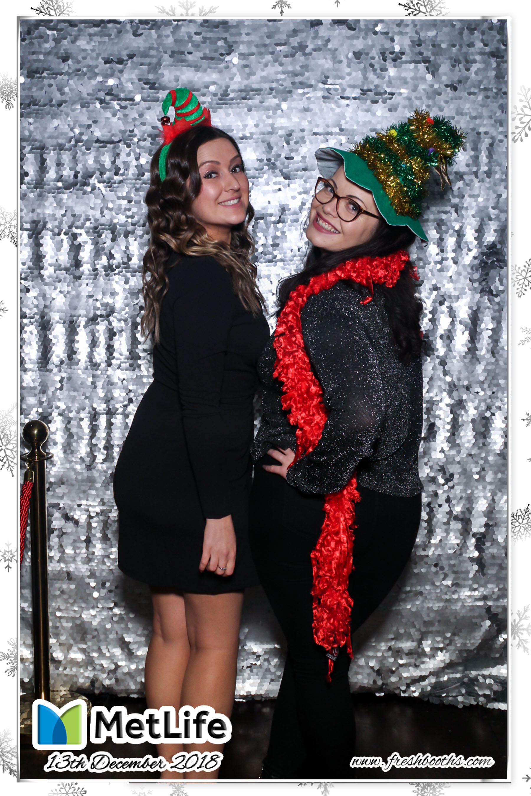 MetLife Christmas Party | View more photos from the event at gallery.freshbooths.com/u/FreshBooths/MetLife-Christmas-Party