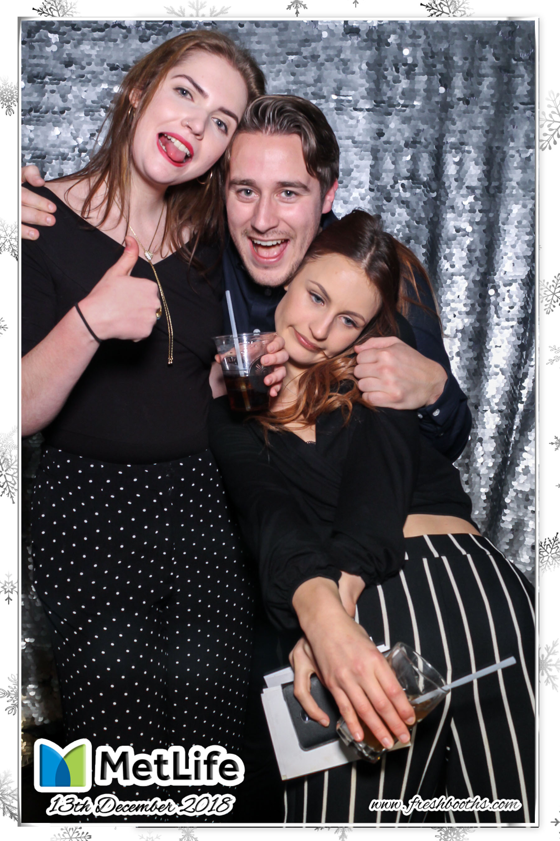 MetLife Christmas Party | View more photos from the event at gallery.freshbooths.com/u/FreshBooths/MetLife-Christmas-Party
