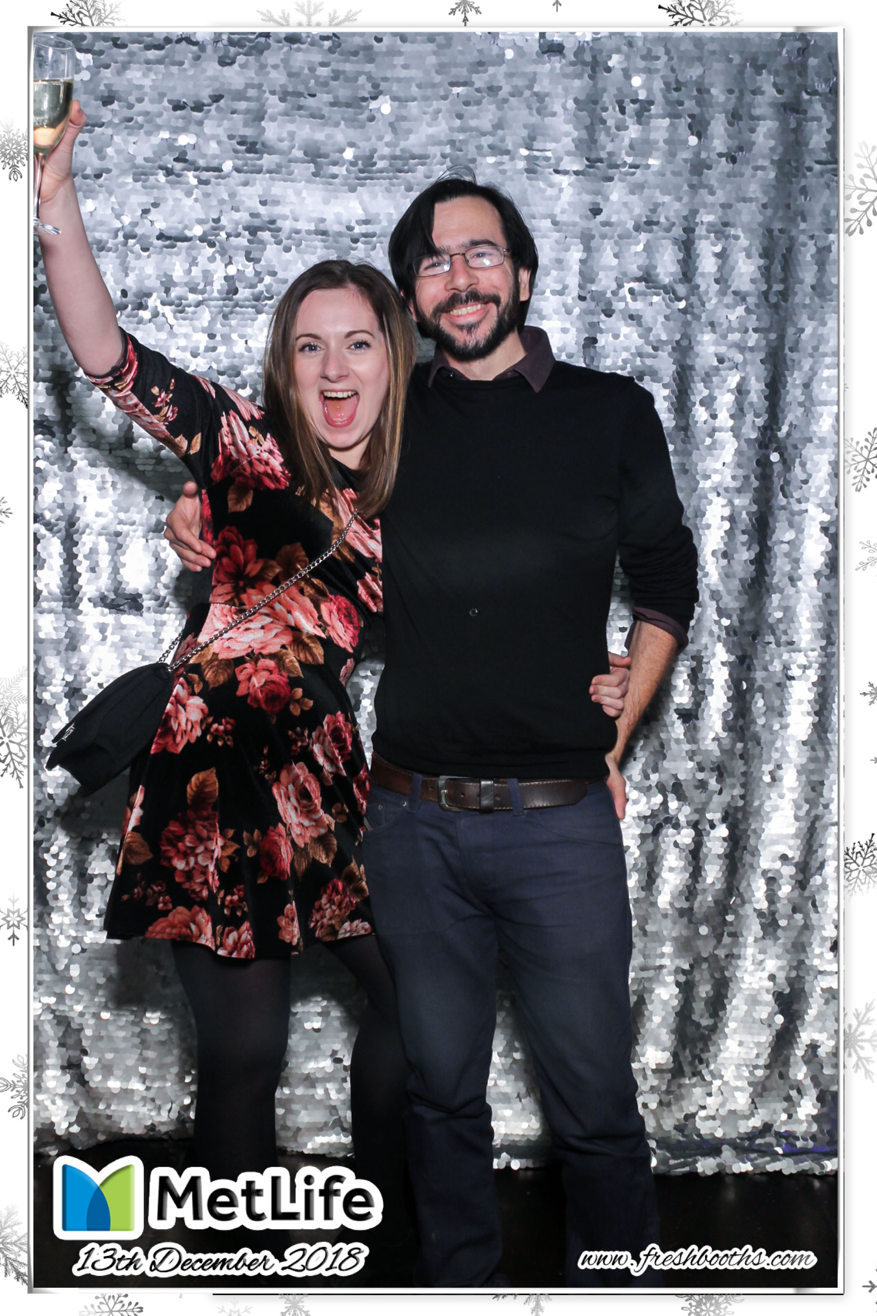 MetLife Christmas Party | View more photos from the event at gallery.freshbooths.com/u/FreshBooths/MetLife-Christmas-Party