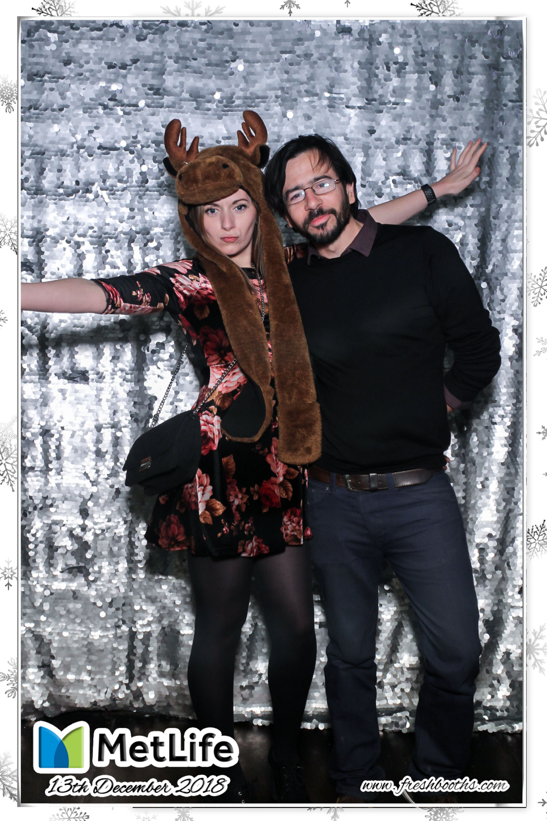 MetLife Christmas Party | View more photos from the event at gallery.freshbooths.com/u/FreshBooths/MetLife-Christmas-Party