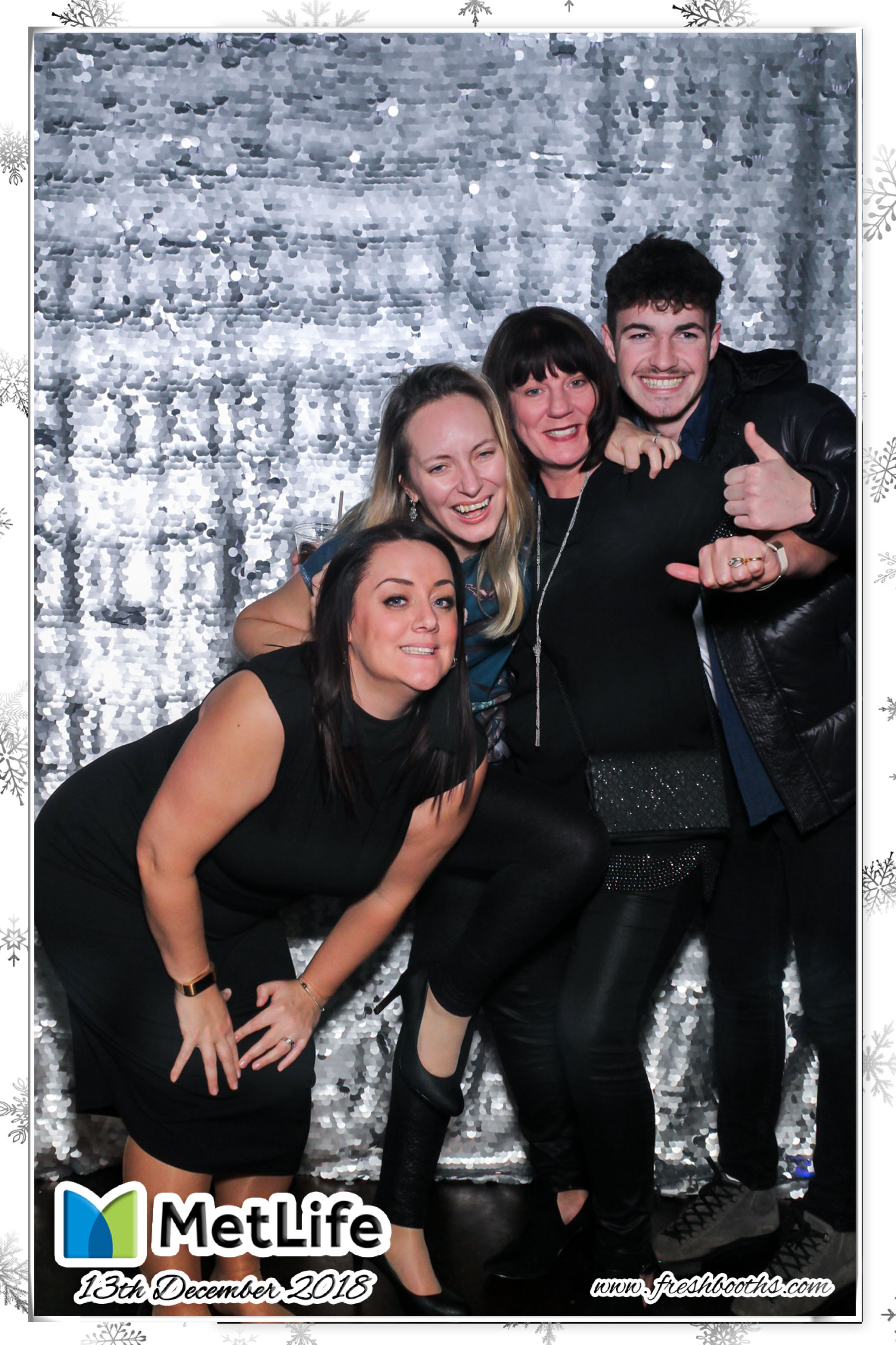 MetLife Christmas Party | View more photos from the event at gallery.freshbooths.com/u/FreshBooths/MetLife-Christmas-Party