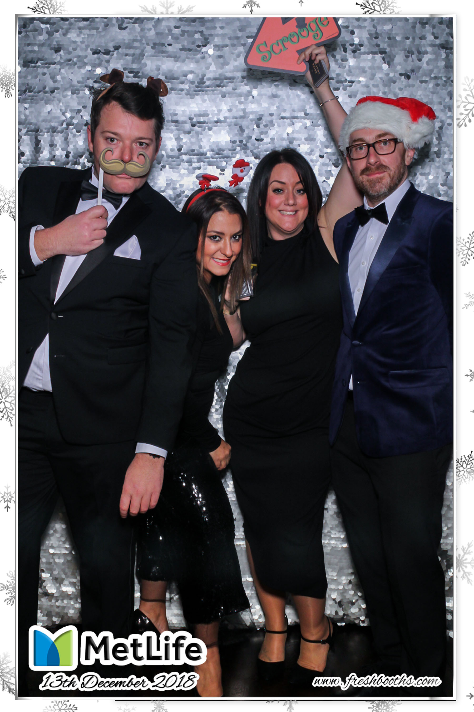 MetLife Christmas Party | View more photos from the event at gallery.freshbooths.com/u/FreshBooths/MetLife-Christmas-Party