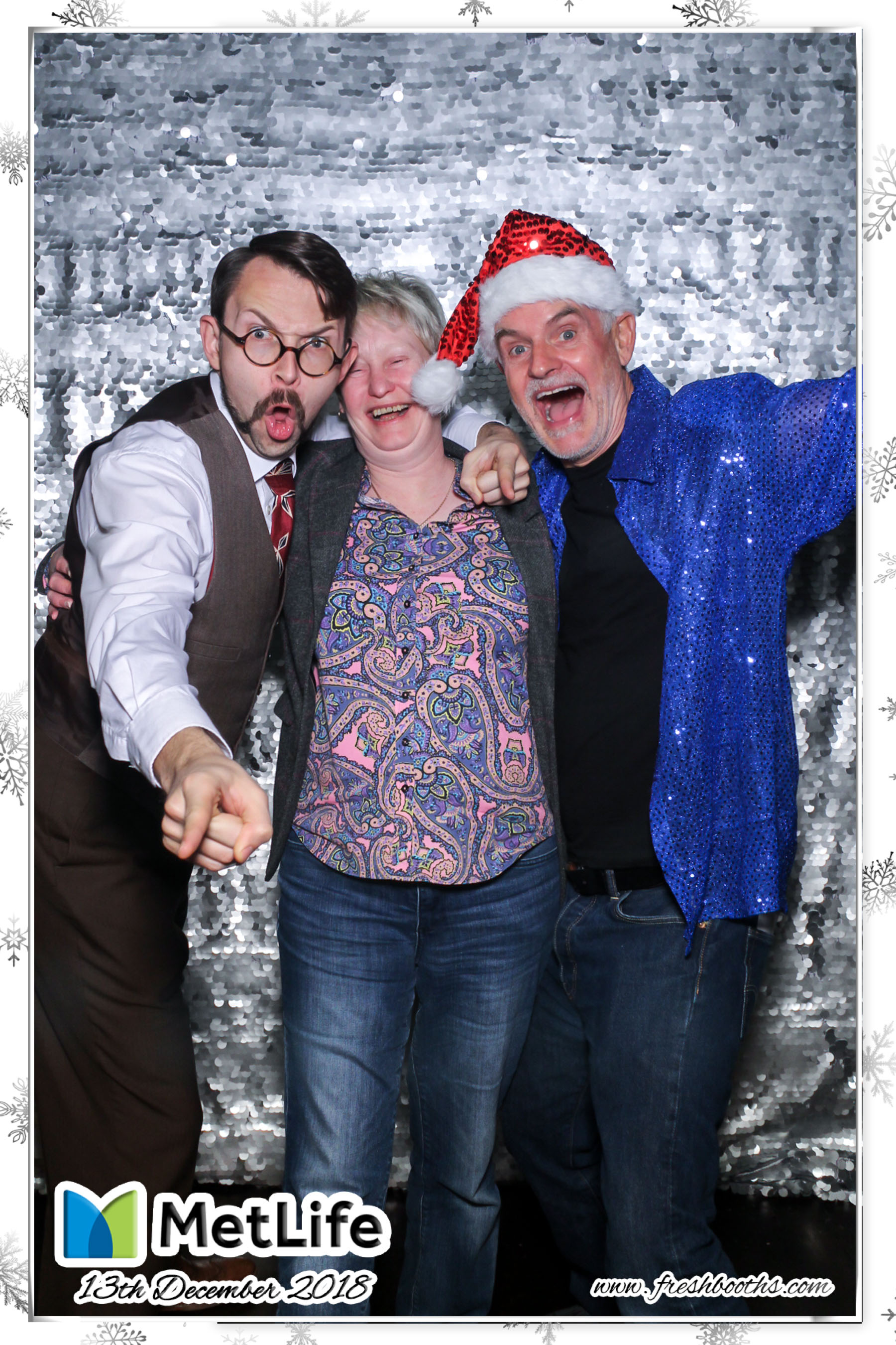 MetLife Christmas Party | View more photos from the event at gallery.freshbooths.com/u/FreshBooths/MetLife-Christmas-Party
