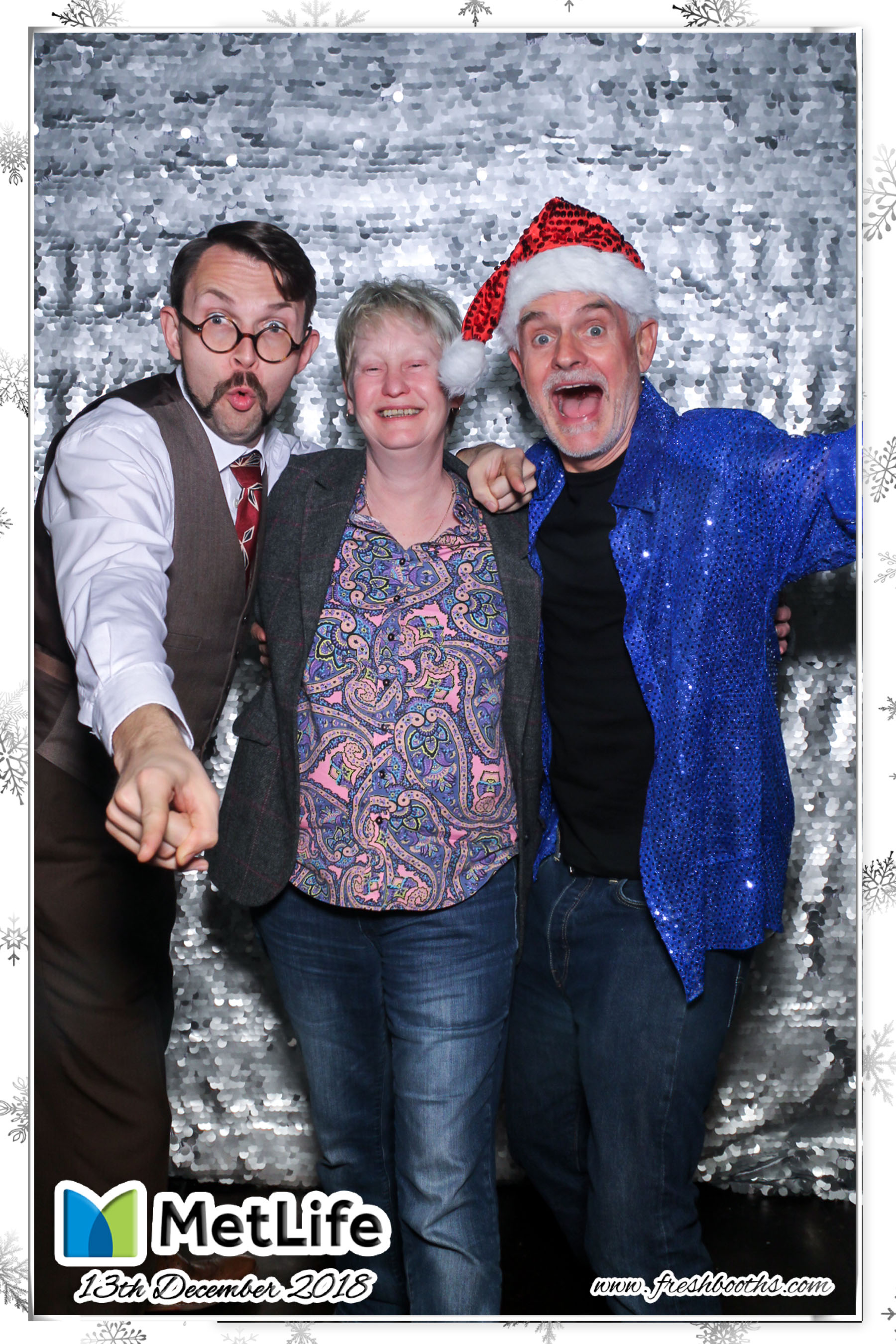 MetLife Christmas Party | View more photos from the event at gallery.freshbooths.com/u/FreshBooths/MetLife-Christmas-Party