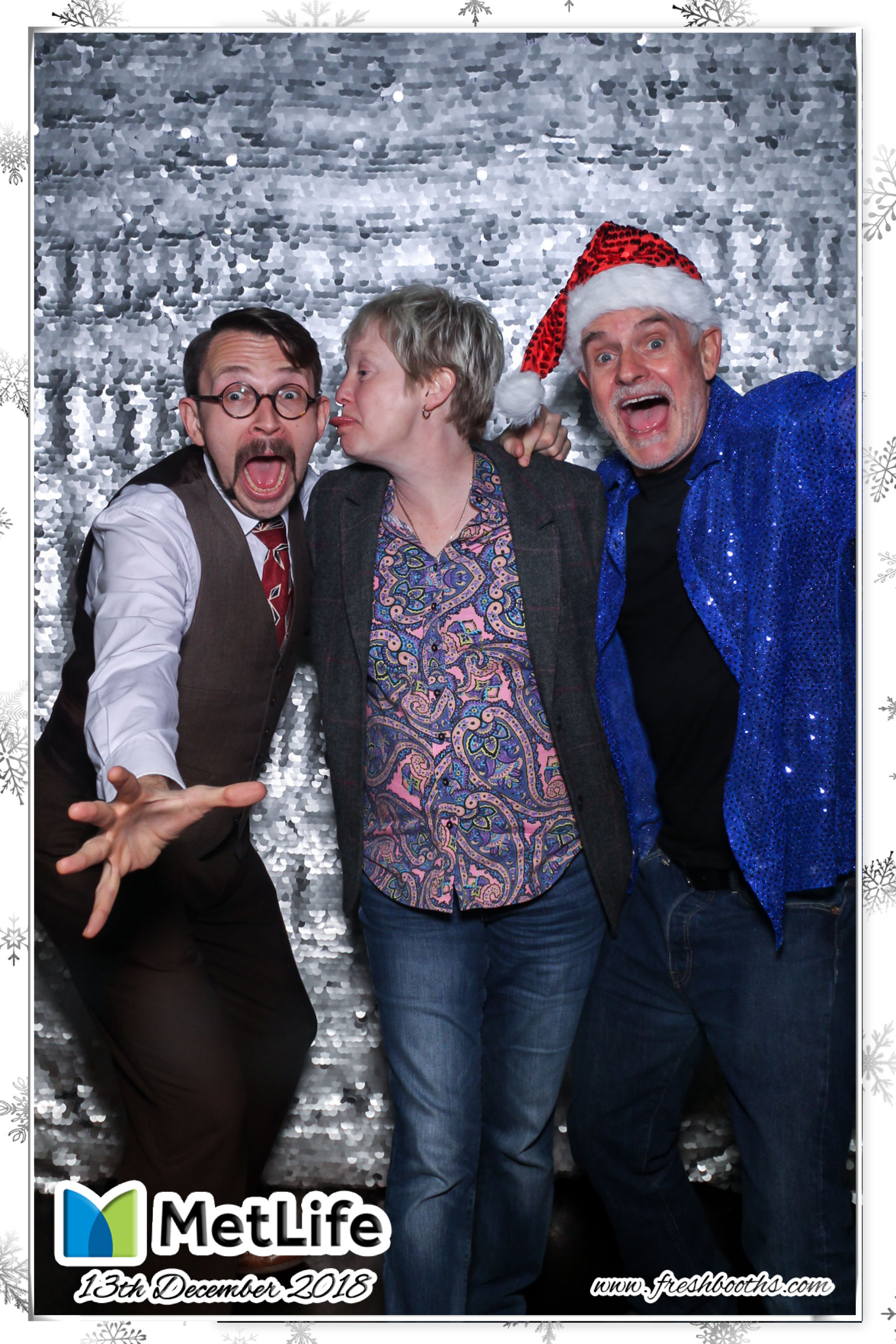 MetLife Christmas Party | View more photos from the event at gallery.freshbooths.com/u/FreshBooths/MetLife-Christmas-Party