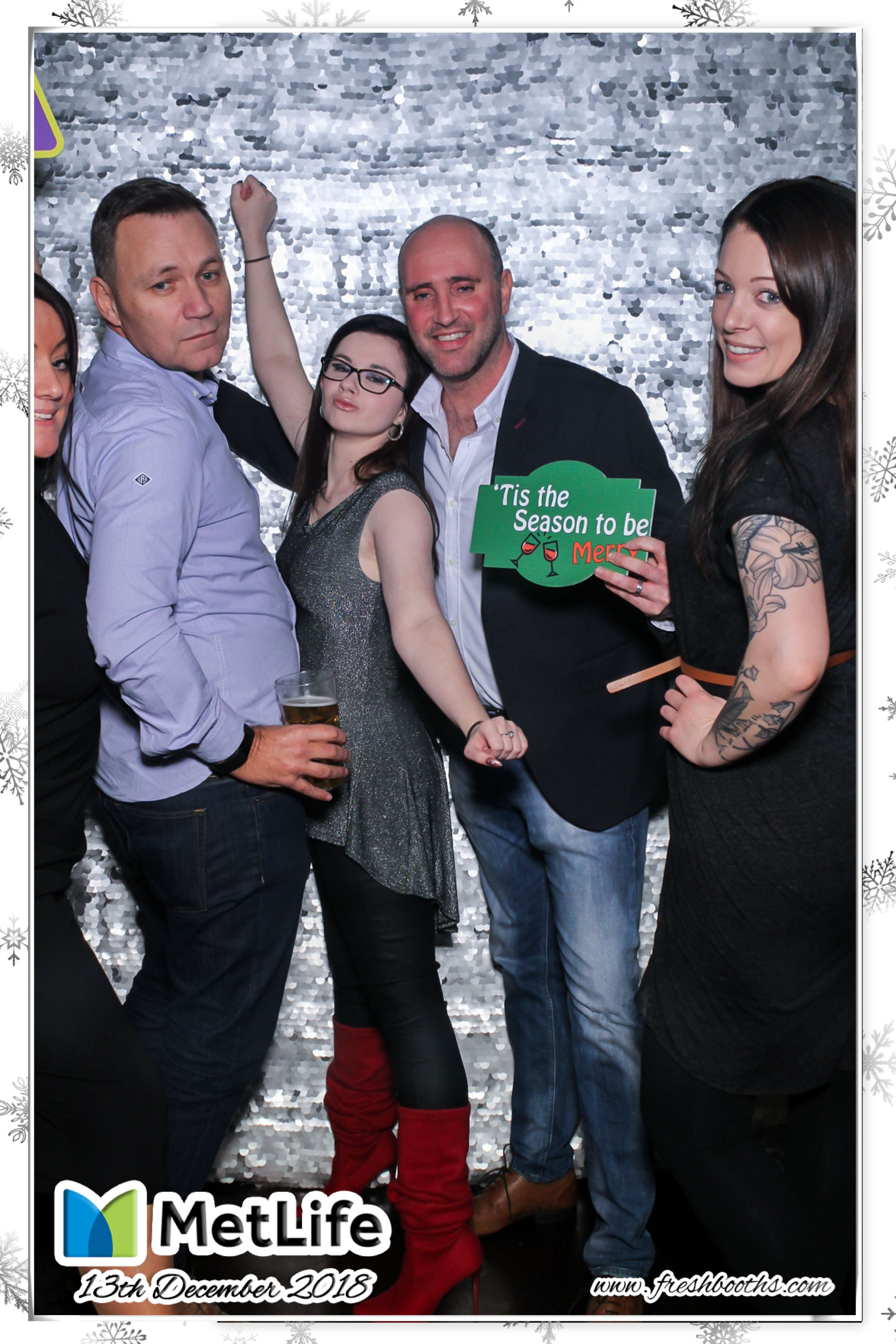 MetLife Christmas Party | View more photos from the event at gallery.freshbooths.com/u/FreshBooths/MetLife-Christmas-Party
