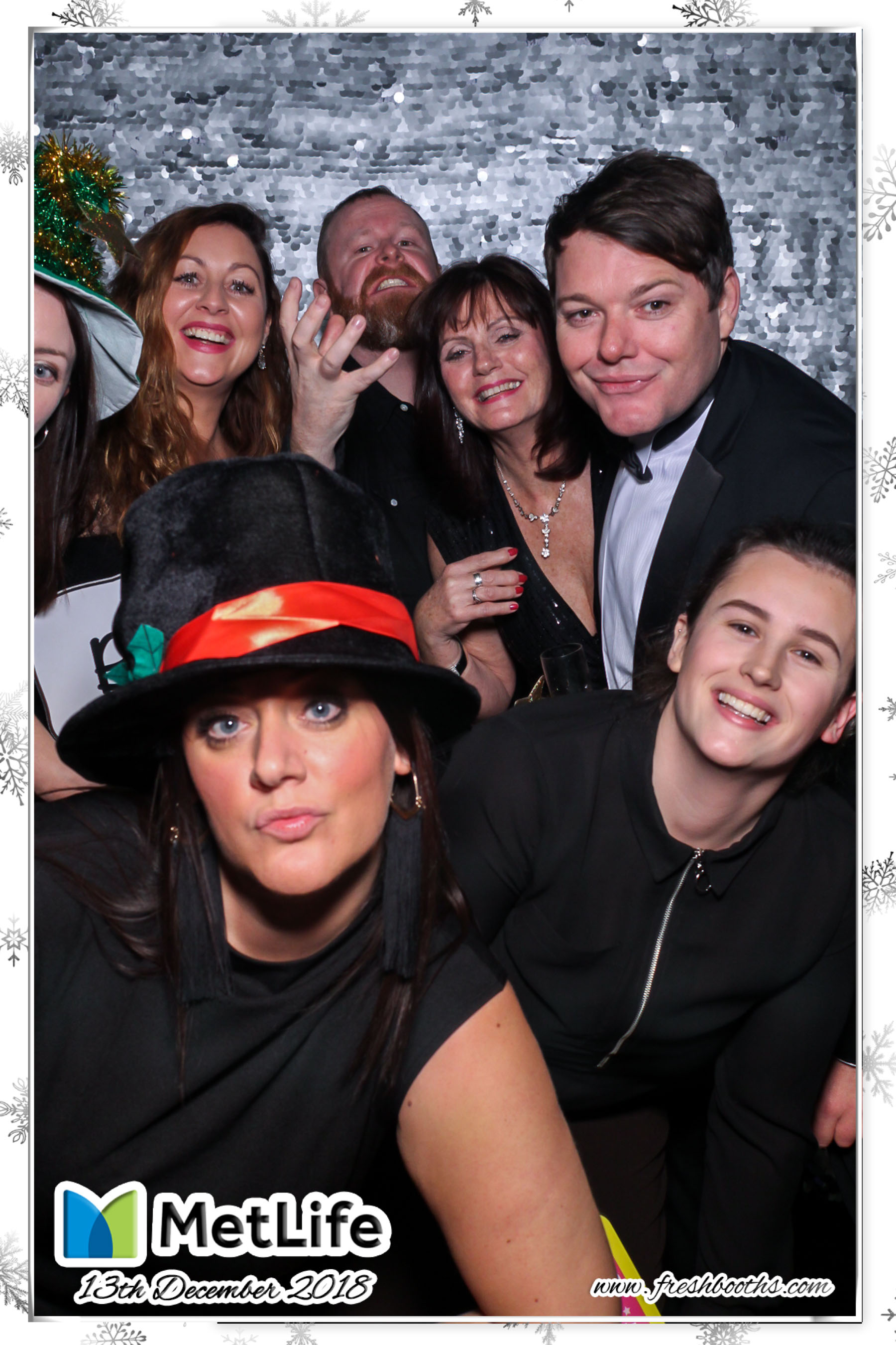 MetLife Christmas Party | View more photos from the event at gallery.freshbooths.com/u/FreshBooths/MetLife-Christmas-Party