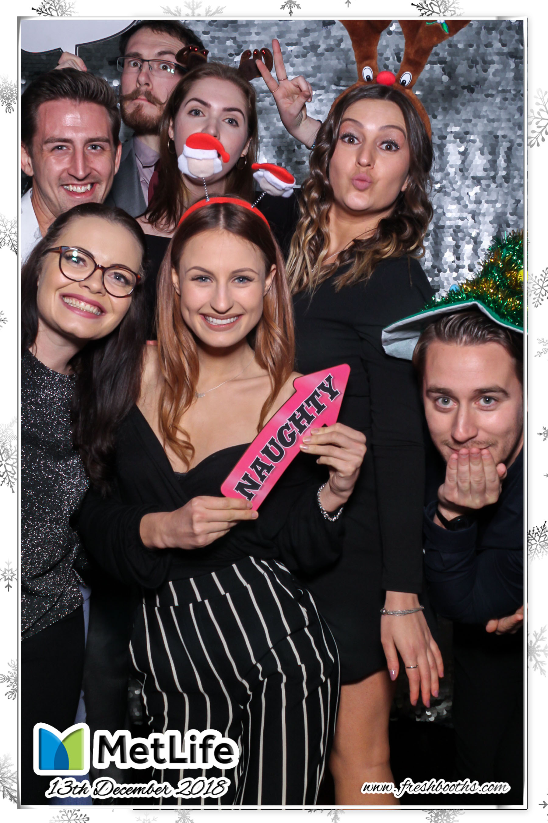 MetLife Christmas Party | View more photos from the event at gallery.freshbooths.com/u/FreshBooths/MetLife-Christmas-Party