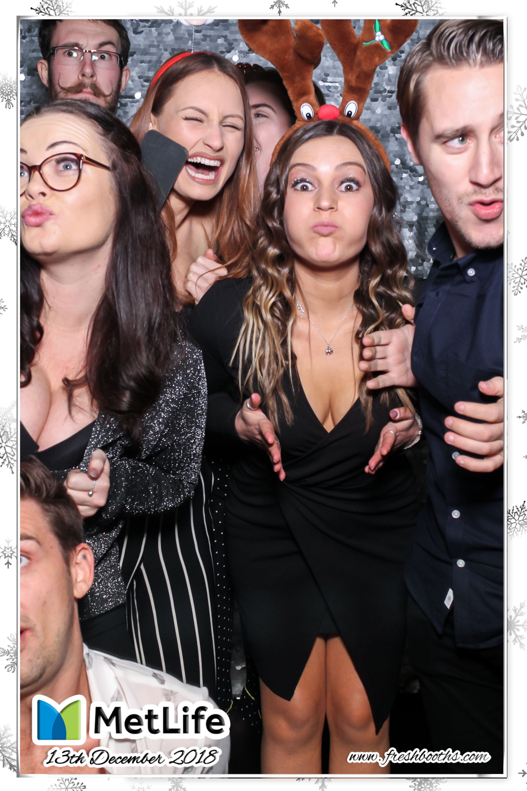 MetLife Christmas Party | View more photos from the event at gallery.freshbooths.com/u/FreshBooths/MetLife-Christmas-Party