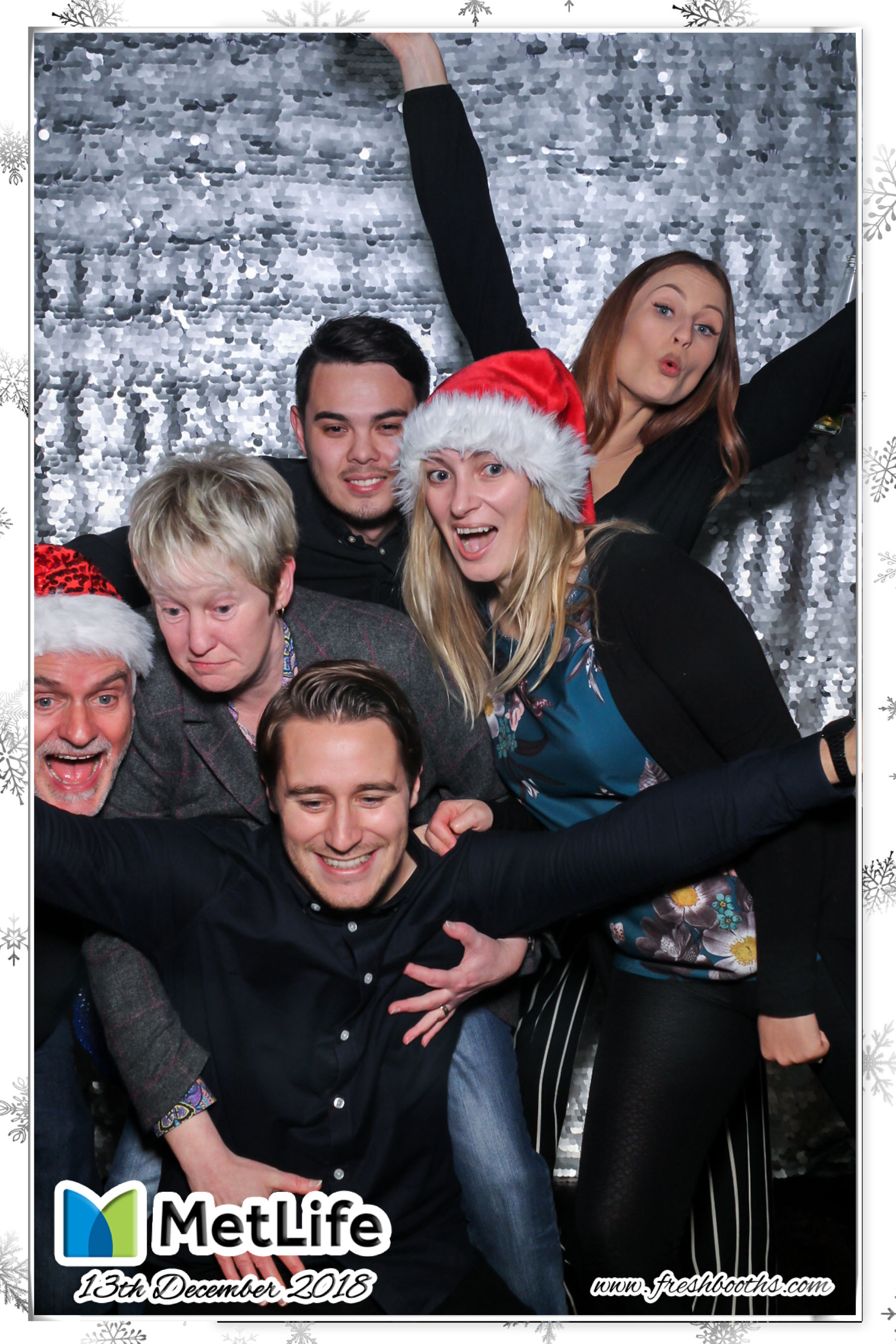 MetLife Christmas Party | View more photos from the event at gallery.freshbooths.com/u/FreshBooths/MetLife-Christmas-Party