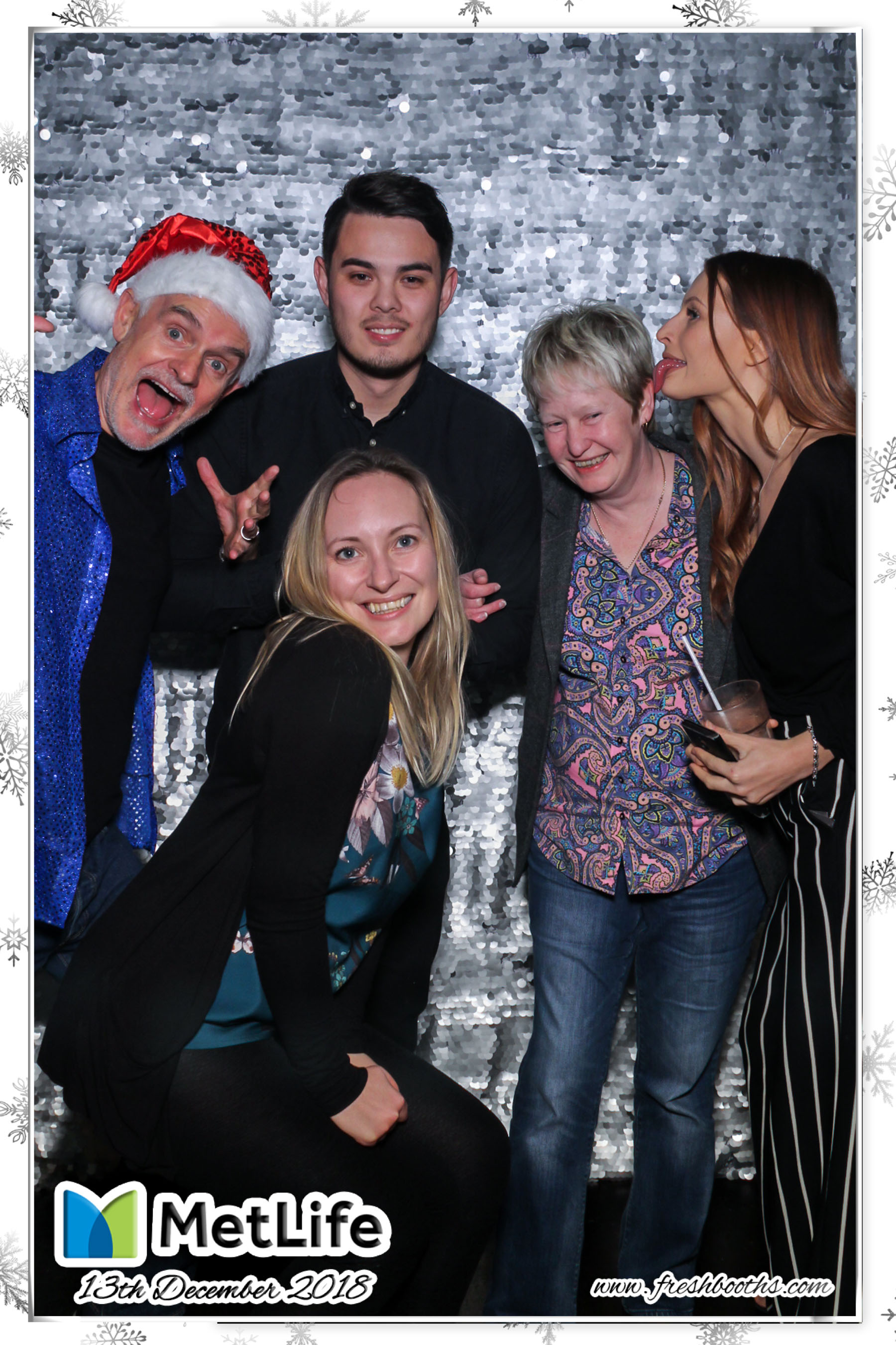 MetLife Christmas Party | View more photos from the event at gallery.freshbooths.com/u/FreshBooths/MetLife-Christmas-Party