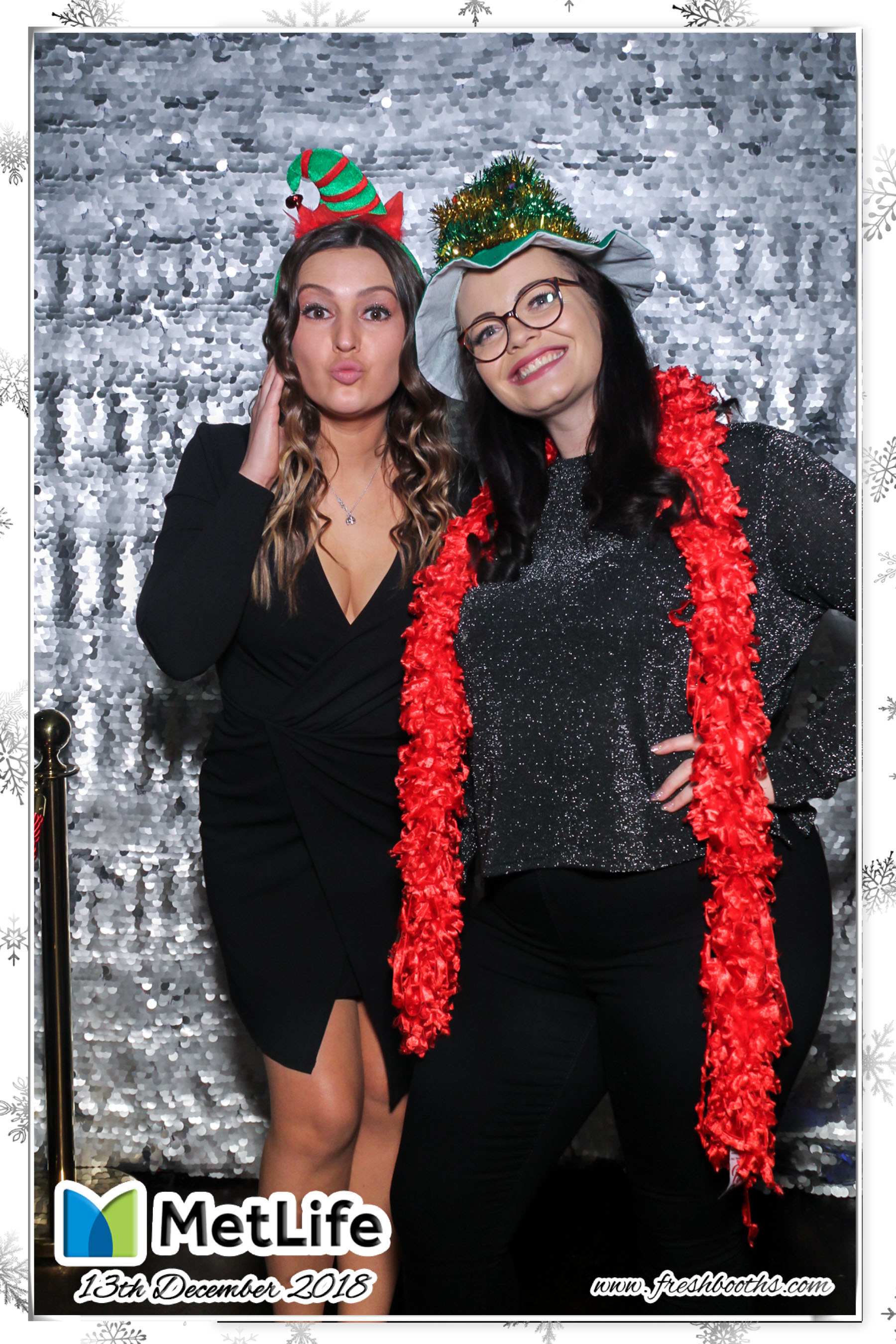 MetLife Christmas Party | View more photos from the event at gallery.freshbooths.com/u/FreshBooths/MetLife-Christmas-Party