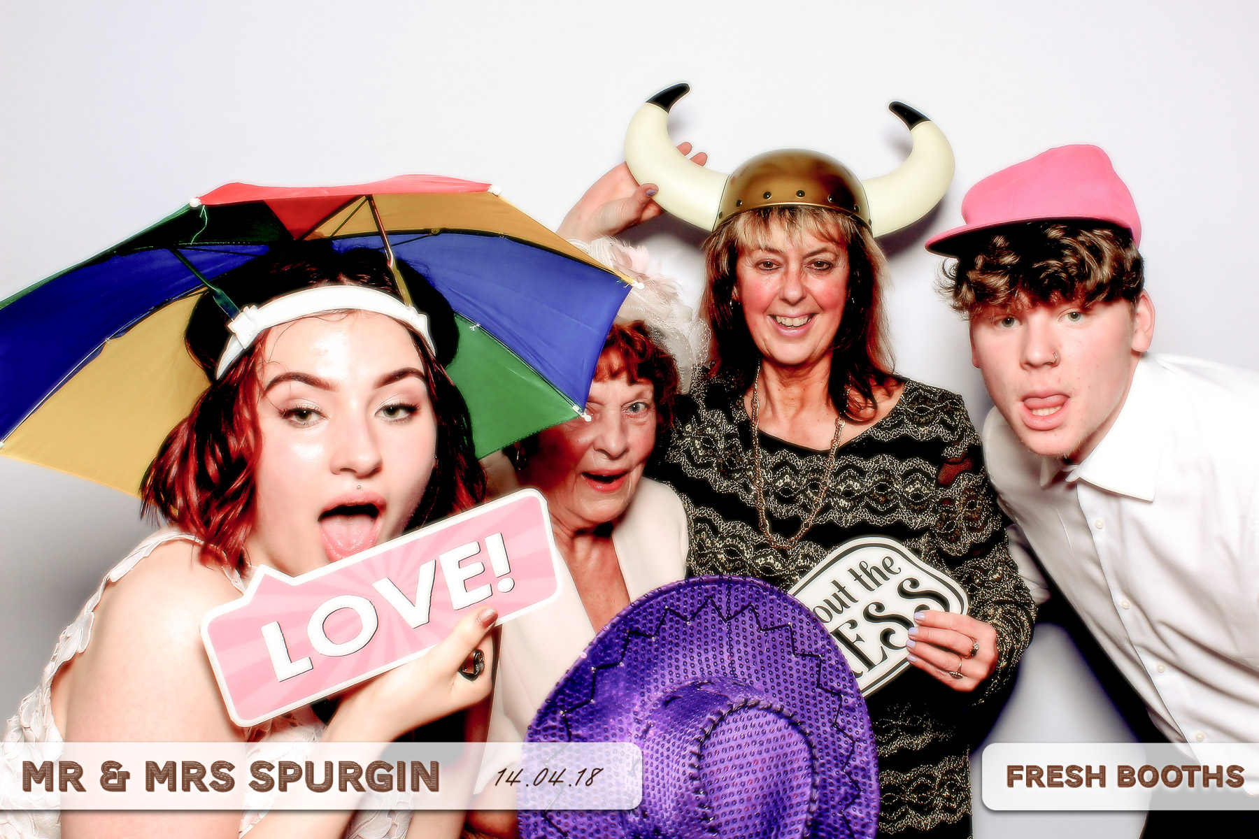 Mr & Mrs Spurgin | View more photos from the event at gallery.freshbooths.com/u/FreshBooths/Mr-Mrs-Spurgin