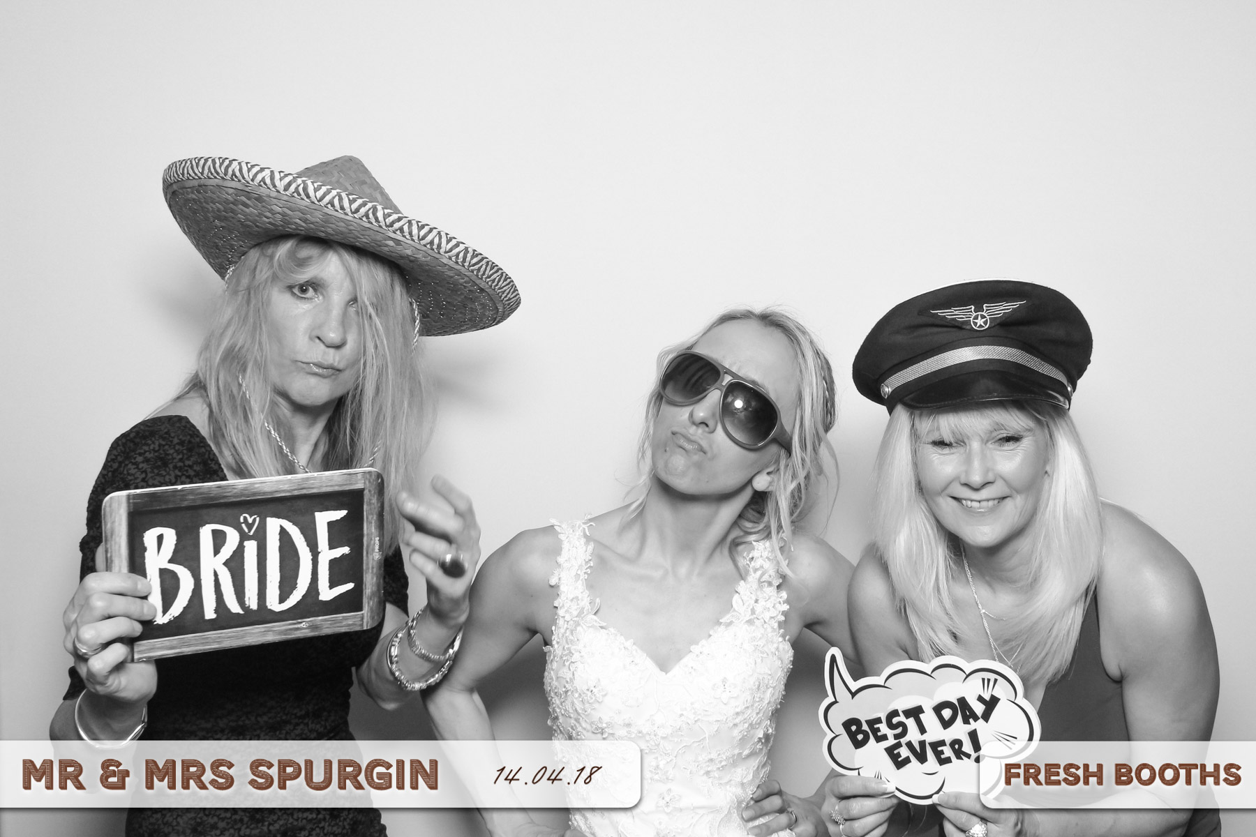 Mr & Mrs Spurgin | View more photos from the event at gallery.freshbooths.com/u/FreshBooths/Mr-Mrs-Spurgin