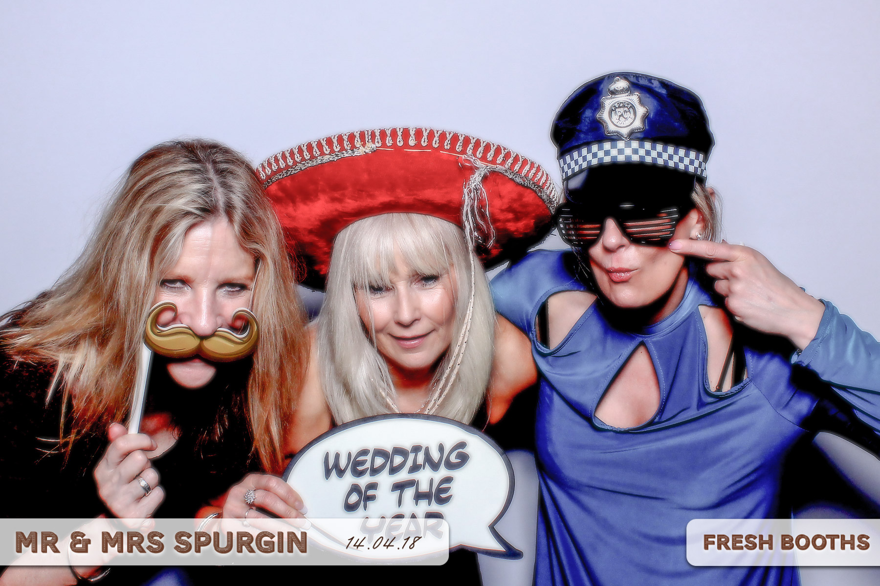 Mr & Mrs Spurgin | View more photos from the event at gallery.freshbooths.com/u/FreshBooths/Mr-Mrs-Spurgin