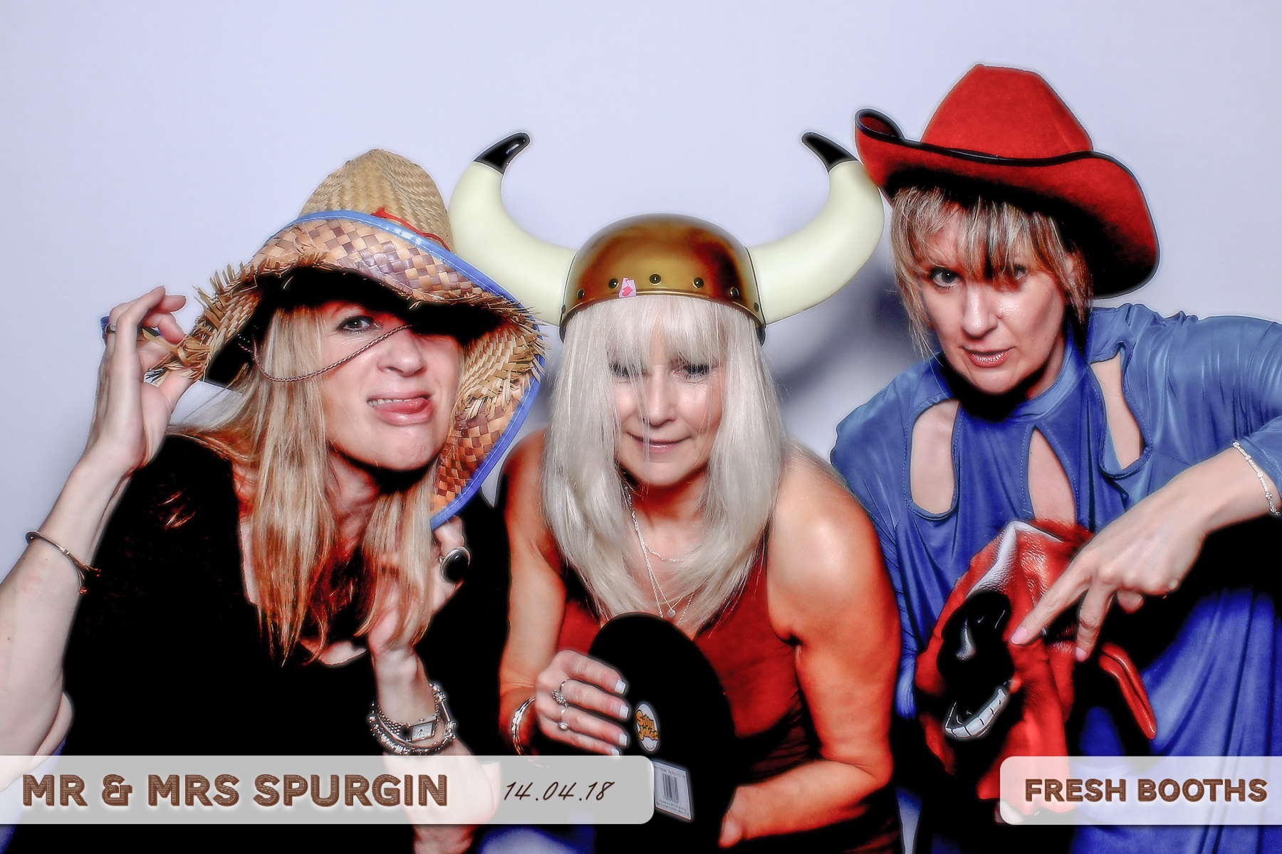 Mr & Mrs Spurgin | View more photos from the event at gallery.freshbooths.com/u/FreshBooths/Mr-Mrs-Spurgin