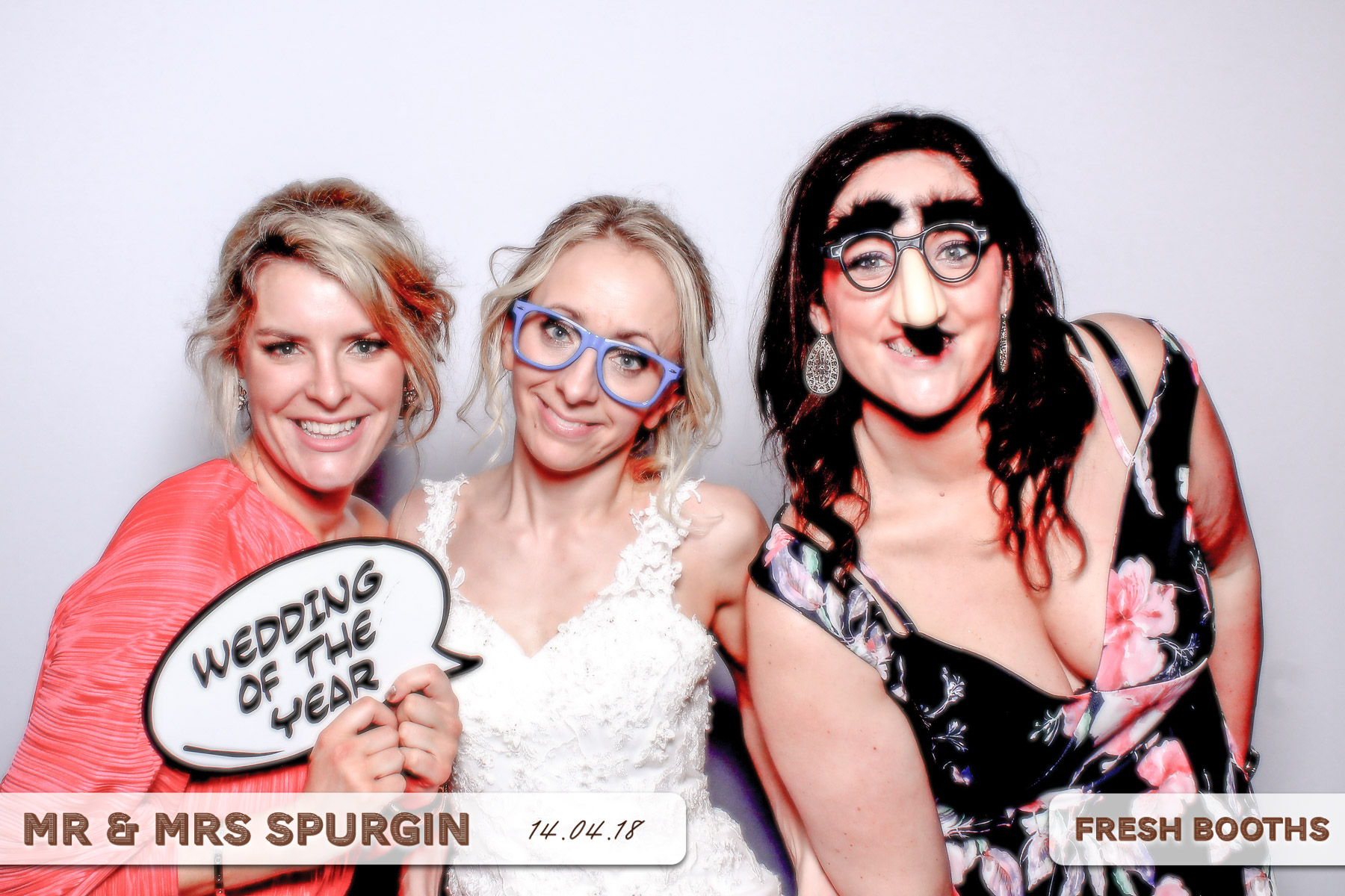 Mr & Mrs Spurgin | View more photos from the event at gallery.freshbooths.com/u/FreshBooths/Mr-Mrs-Spurgin