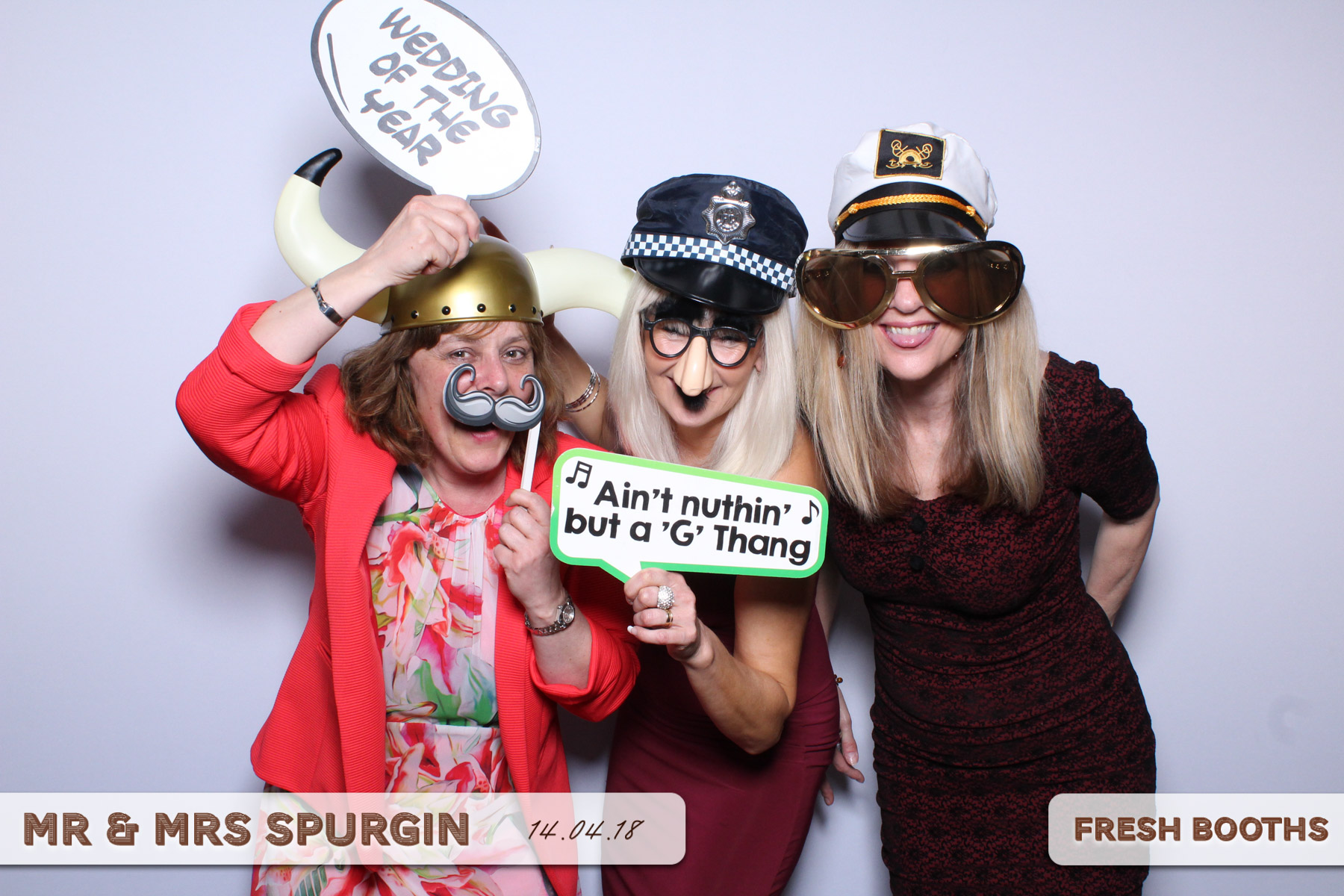 Mr & Mrs Spurgin | View more photos from the event at gallery.freshbooths.com/u/FreshBooths/Mr-Mrs-Spurgin