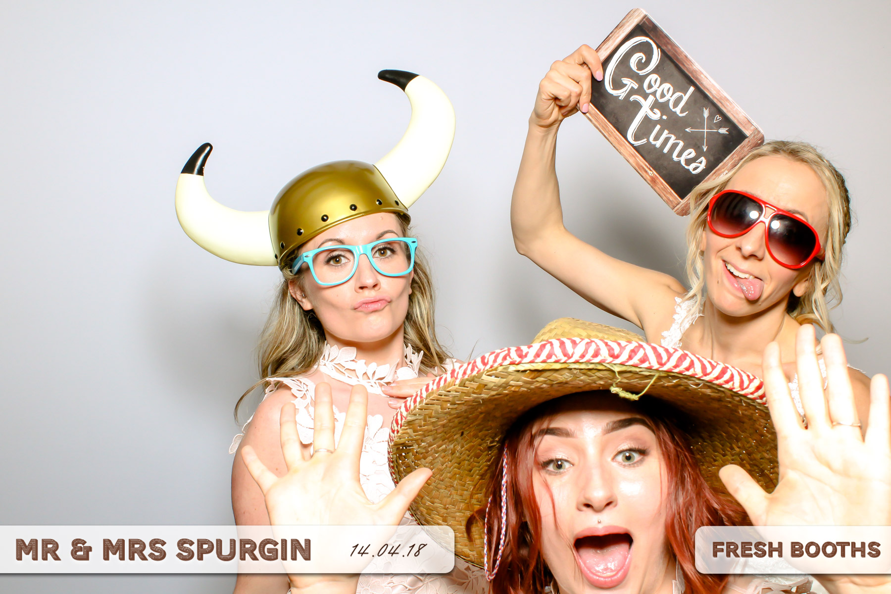 Mr & Mrs Spurgin | View more photos from the event at gallery.freshbooths.com/u/FreshBooths/Mr-Mrs-Spurgin