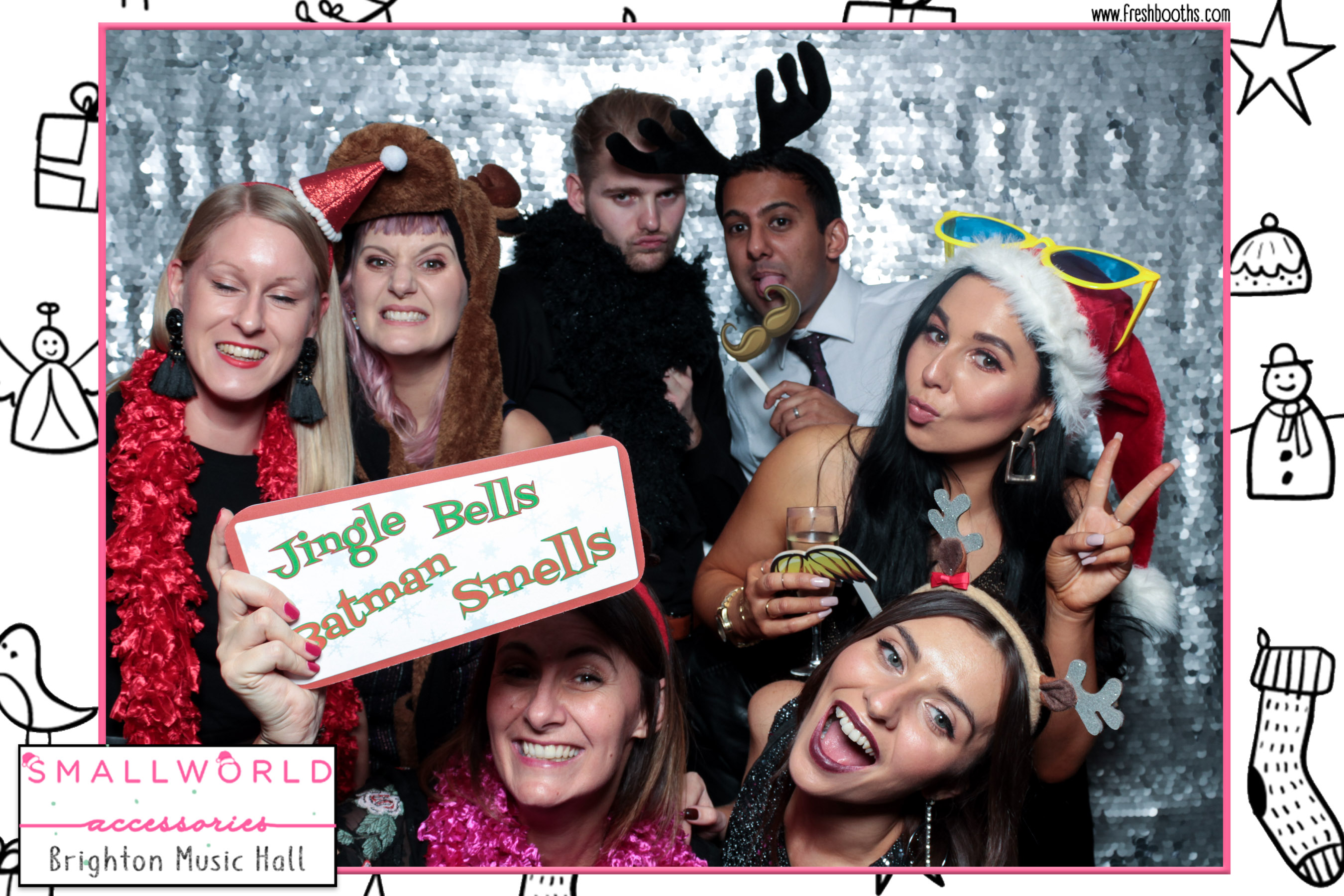 Smallworld Accessories Xmas Party | View more photos from the event at gallery.freshbooths.com/u/FreshBooths/Smallworld-Accessories-Xmas-Party