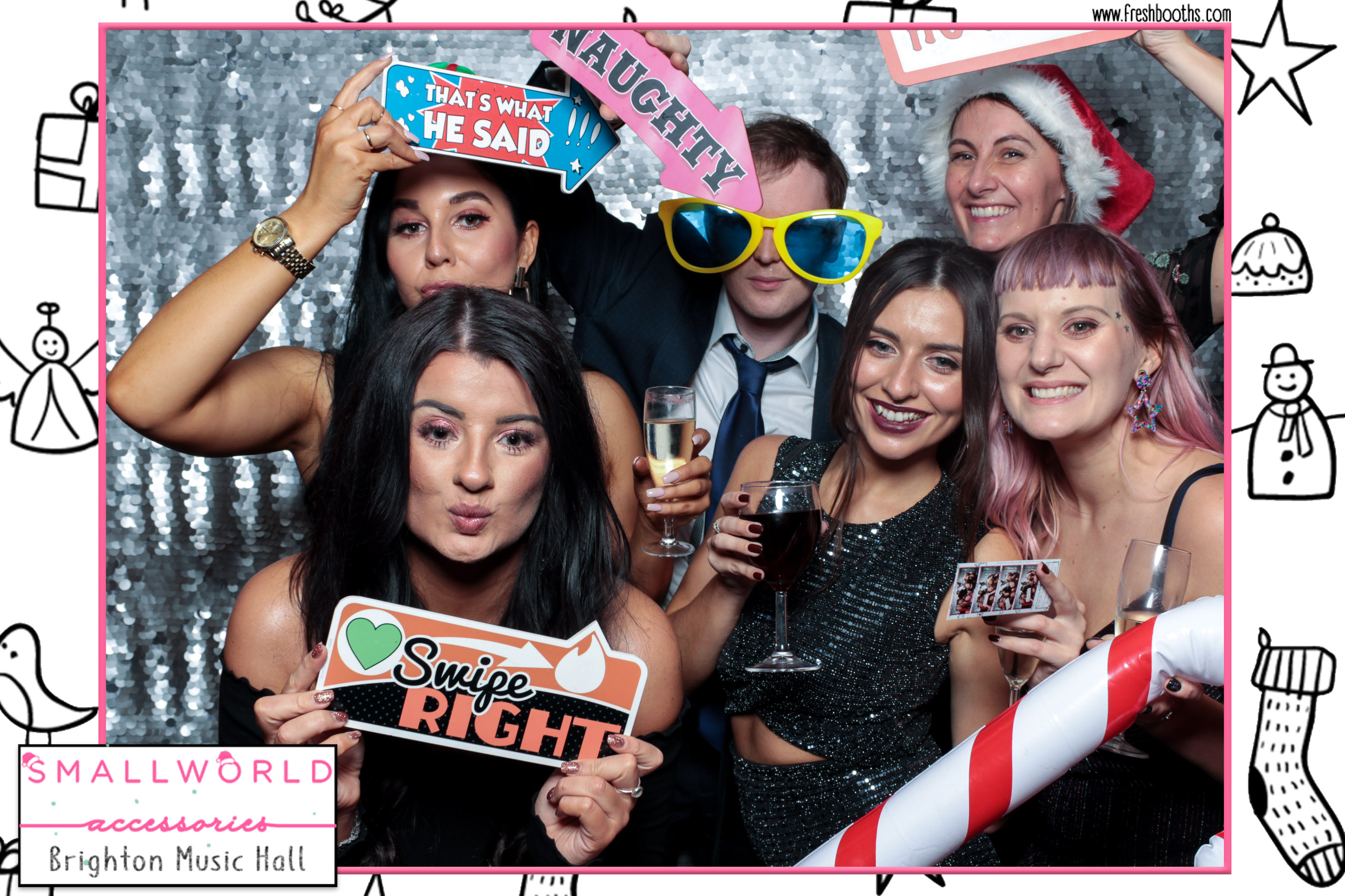 Smallworld Accessories Xmas Party | View more photos from the event at gallery.freshbooths.com/u/FreshBooths/Smallworld-Accessories-Xmas-Party